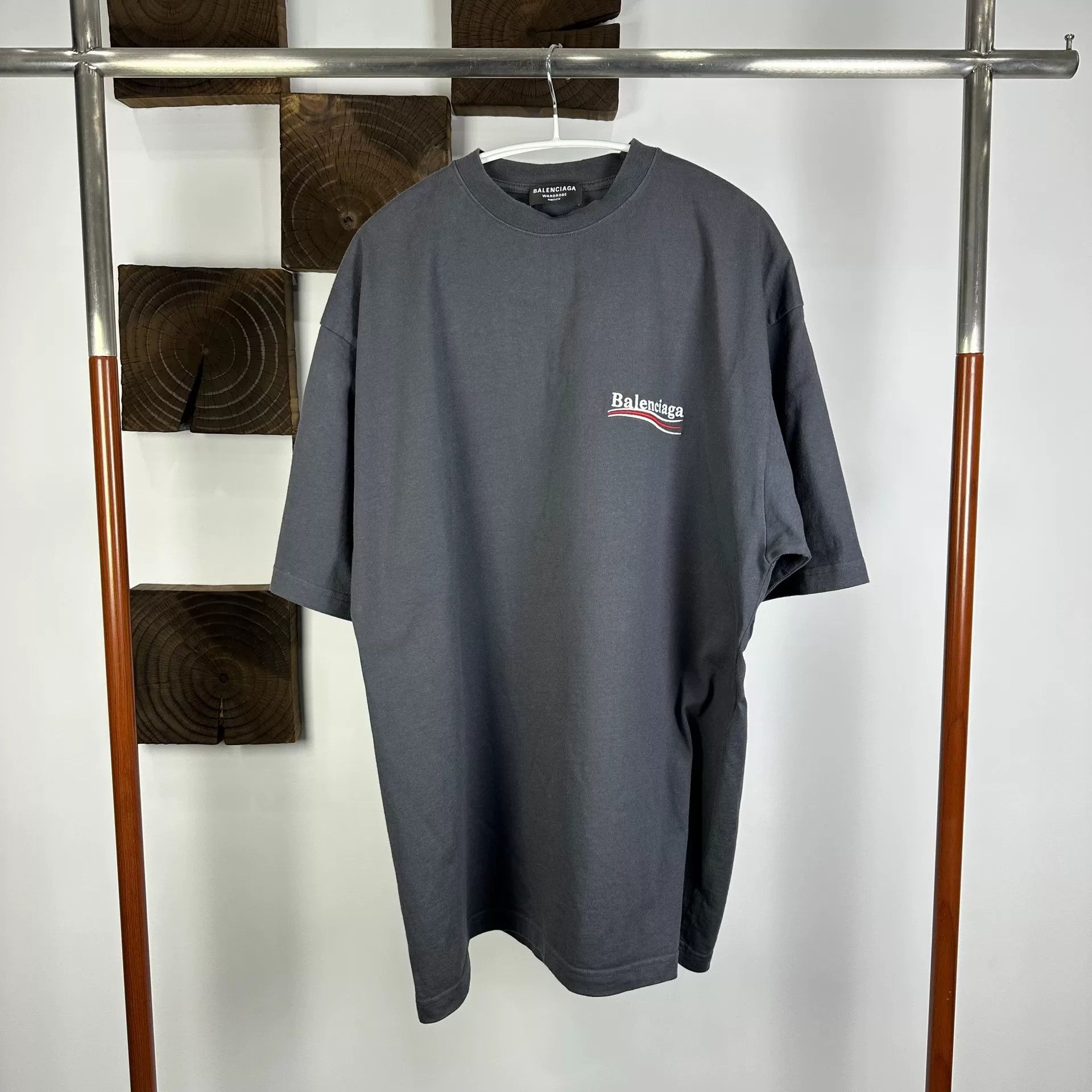 Balenciaga Balenciaga Gray Embroidered Logo Top Size US M / EU 48-50 / 2 - 1 Thumbnail