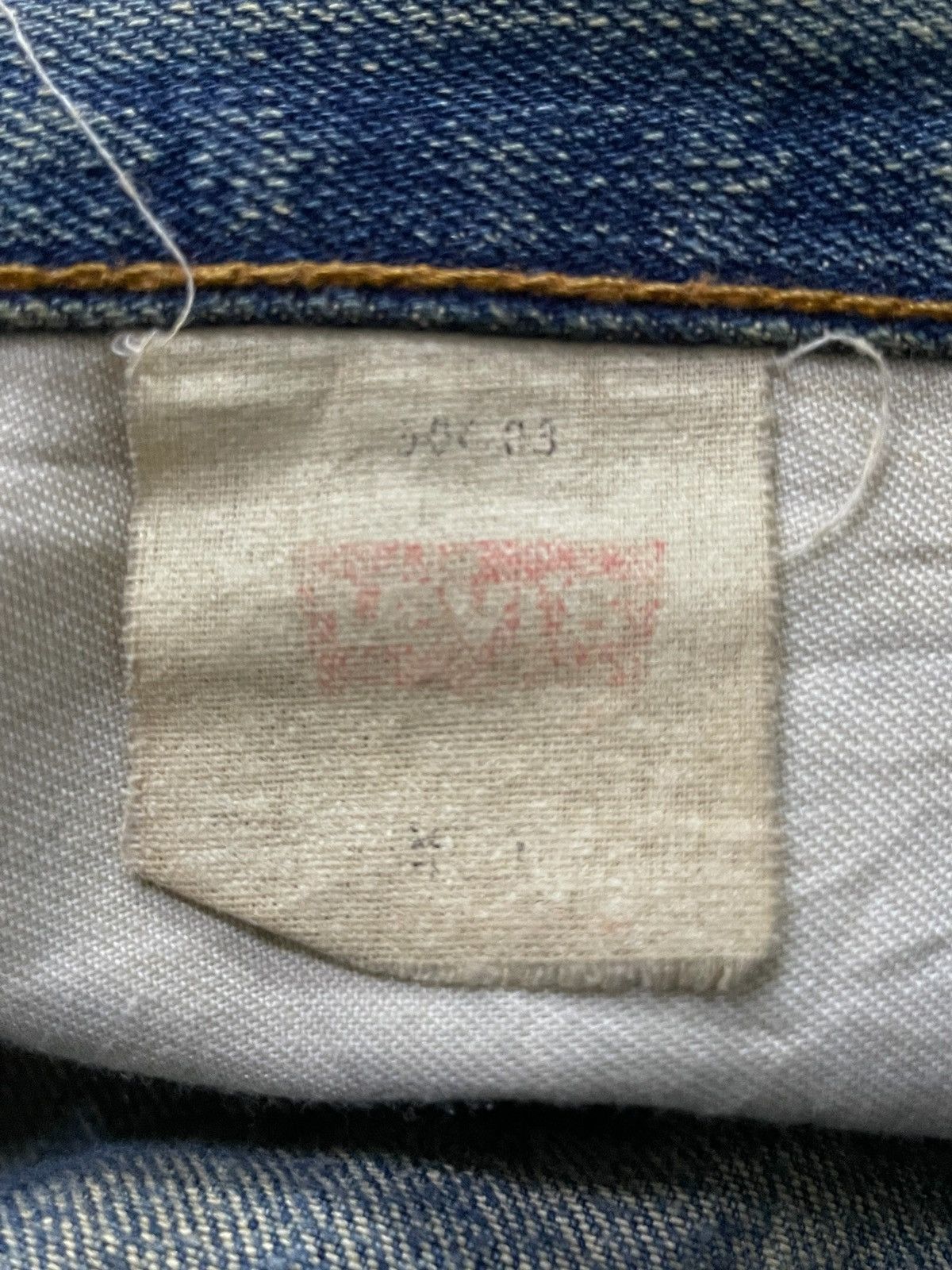 Levi's × Vintage Vintage Levis 504 Distressed Mud Wash Trashed Loose Jeans Size US 30 / EU 46 - 16 Thumbnail
