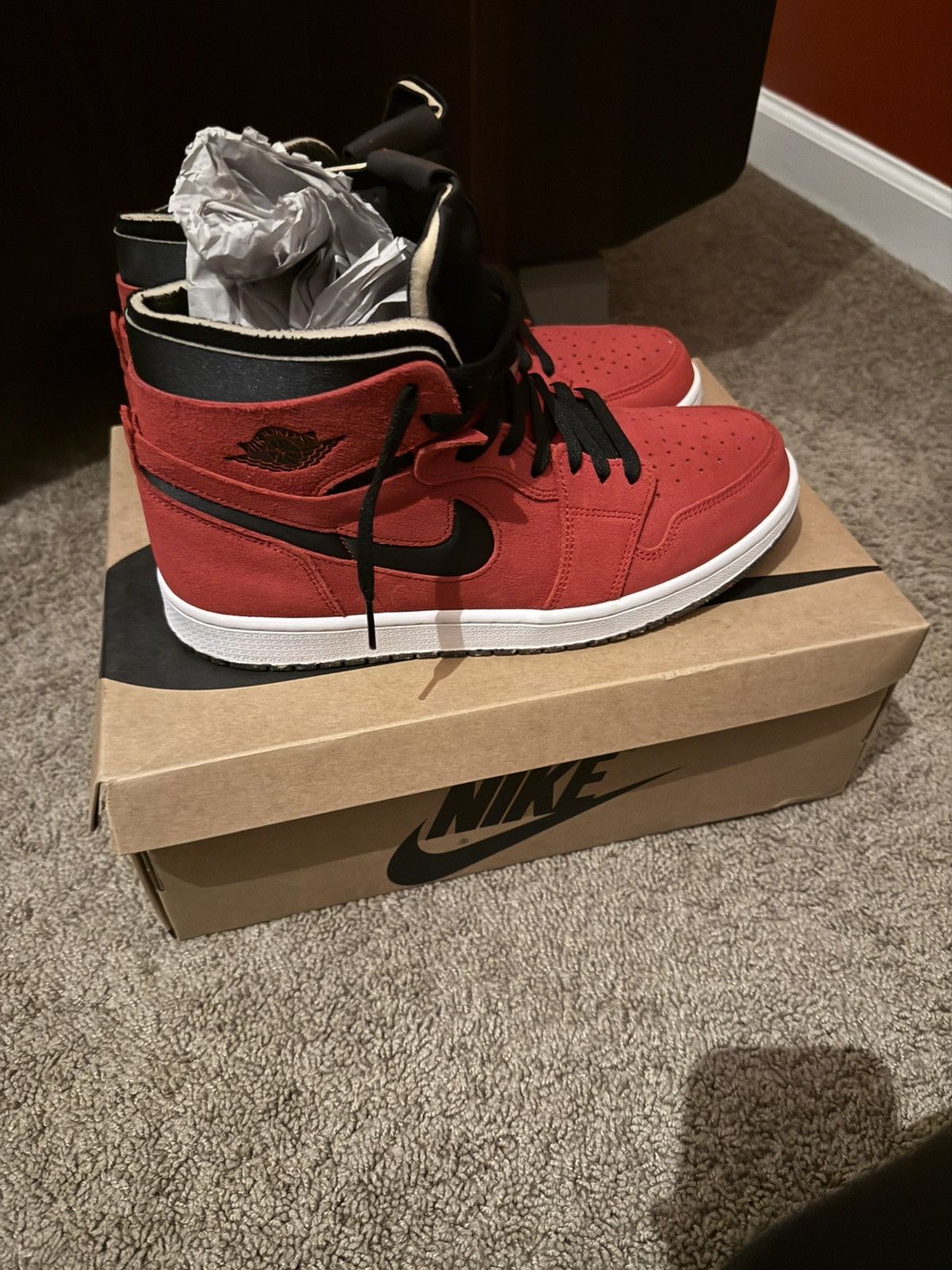 Jordan Brand Jordan 1 Size US 10 / EU 43 - 2 Thumbnail