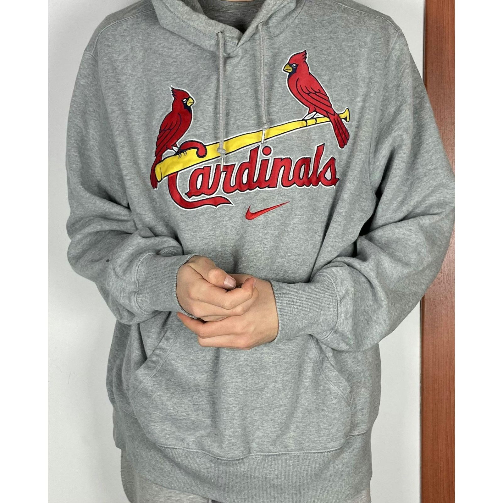 Nike × Vintage Nike Men's Gray Long Sleeve St. Louis Cardinals Hoodie XL Size US XL / EU 56 / 4 - 2 Thumbnail