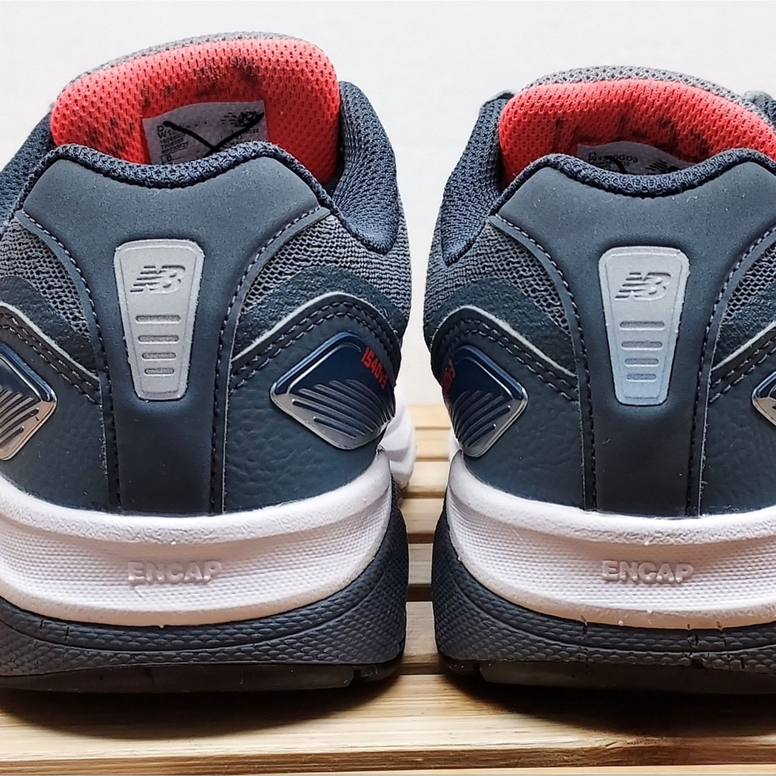 New Balance New Balance Womens | Navy | 1540 v3 Athletic Shoes Size 8 Size US 8 / IT 38 - 7 Thumbnail