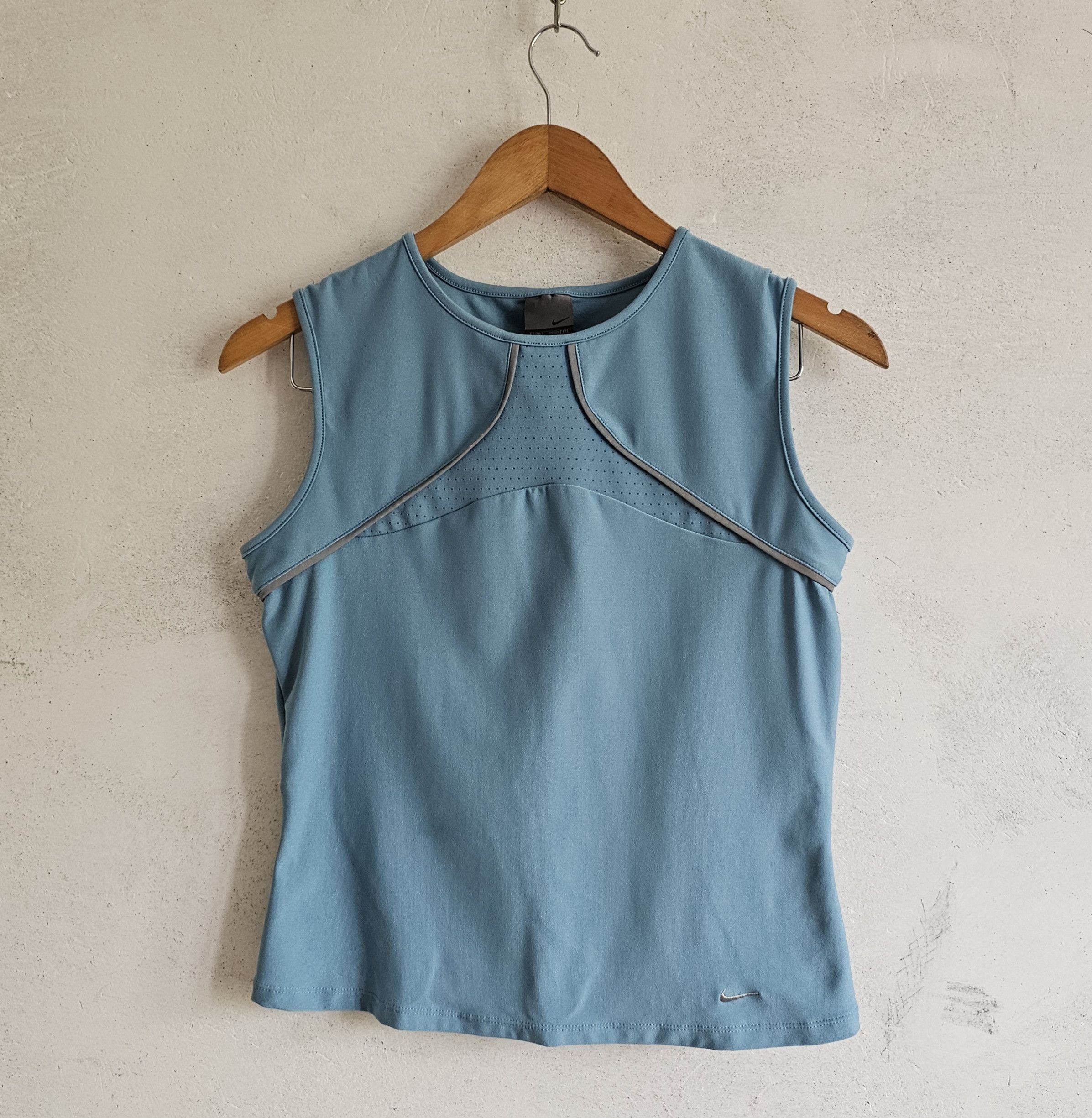 Nike × Vintage Nike vintage tank top Size L / US 10 / IT 46 - 1 Thumbnail