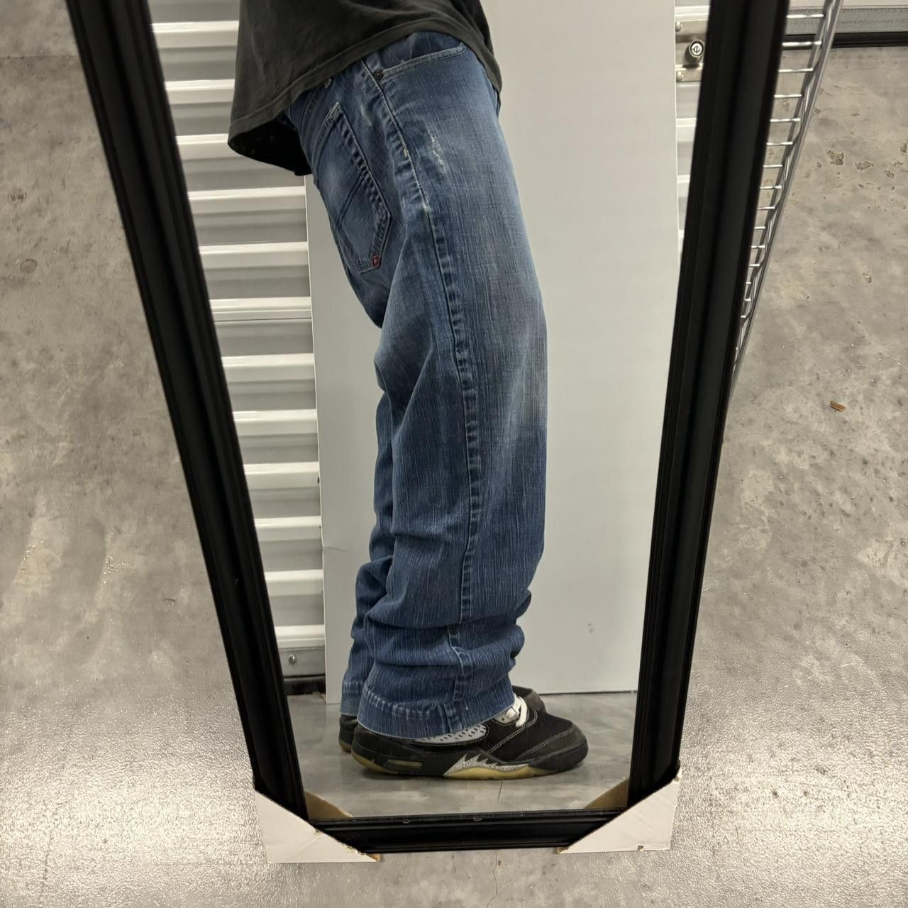 Quiksilver × Vintage Crazy Vintage Y2K/2000s Grunge Faded Medium Wash Quiskilvsr Skater Denim Jeans! Size US 34 / EU 50 - 2 Thumbnail