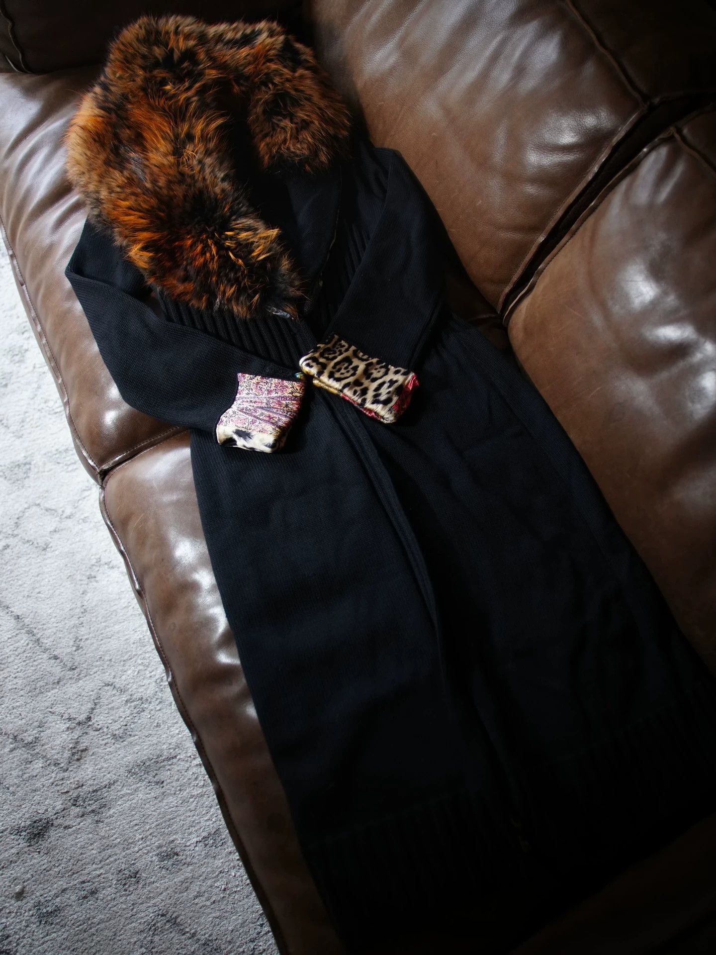 Roberto Cavalli Roberto Cavalli Wool-Silk Knit Print Rac Fur Collar Coat L Size L / US 10 / IT 46 - 2 Thumbnail