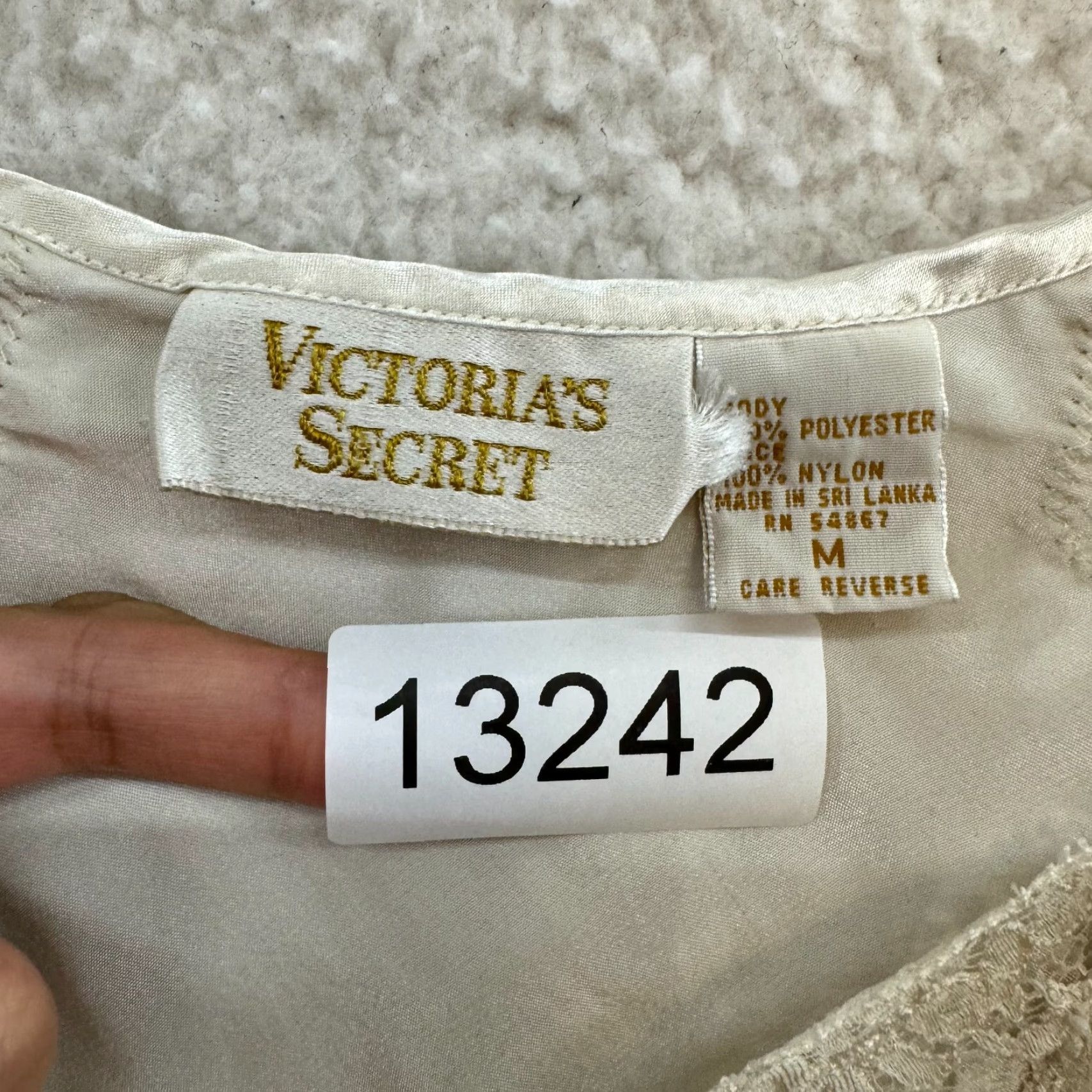 Victoria's Secret VINTAGE Victoria's Secret Camisole Top M Ivory Satin Gold Label 80s Slip Women Size M / US 6-8 / IT 42-44 - 8 Thumbnail