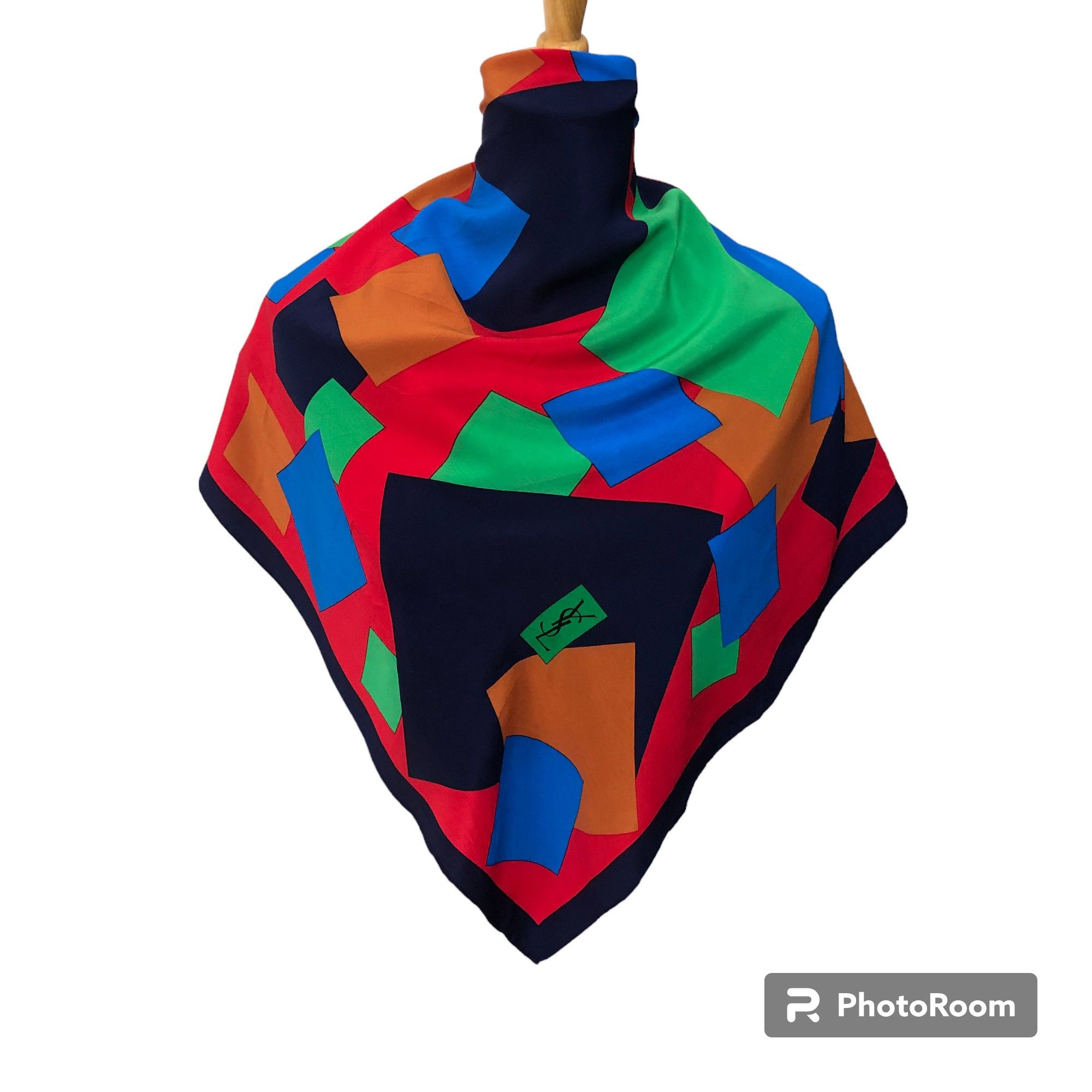Yves Saint Laurent Yves Saint Laurent Abstract Hand Rolled Silk Scarf M1151 Size ONE SIZE - 1 Thumbnail