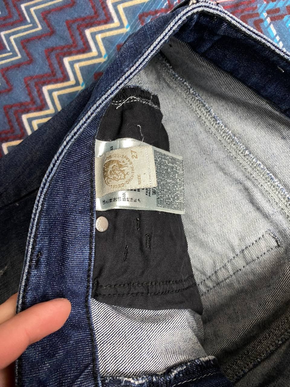 Diesel Vintage Diesel Button Jean Baggy Distressed Faded Denim Size US 27 - 4 Thumbnail