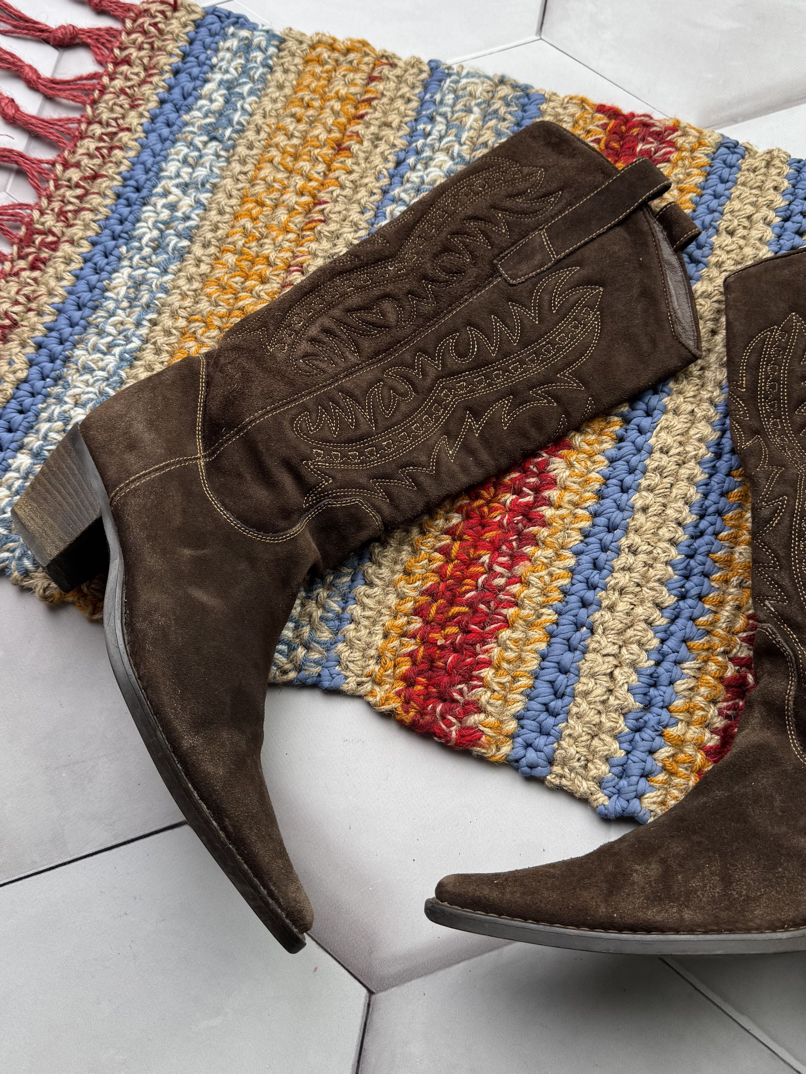 Japanese Brand Vintage Suede Boots Size US 7 / IT 37 - 2 Thumbnail