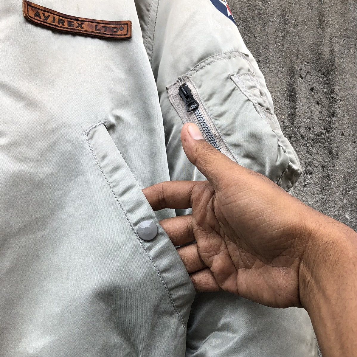 Avirex Vintage AVIREX USA Sun Faded Intermediate Ma1 Bomber Jacket Size US M / EU 48-50 / 2 - 4 Thumbnail