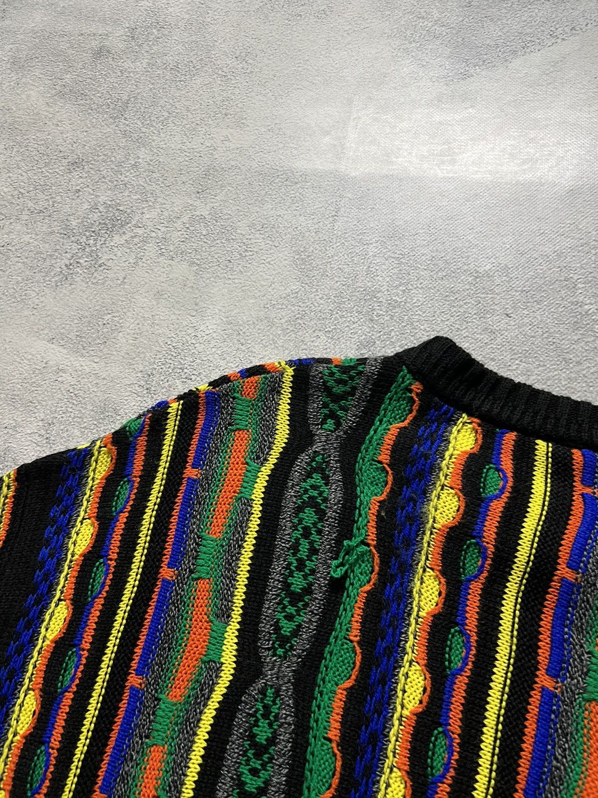 Coogi × Vintage Vintage Y2k Coogi Style Acrylic Sweater 00’s Size US L / EU 52-54 / 3 - 6 Thumbnail