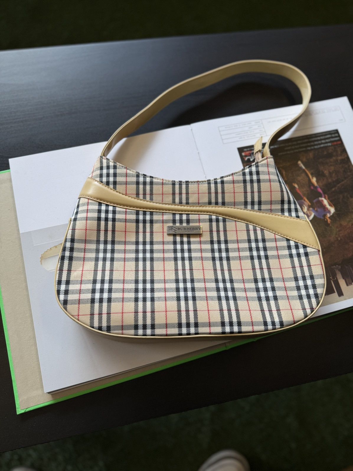 Burberry Burberry Vintage Shoulder Bag Women’s Size ONE SIZE - 3 Thumbnail