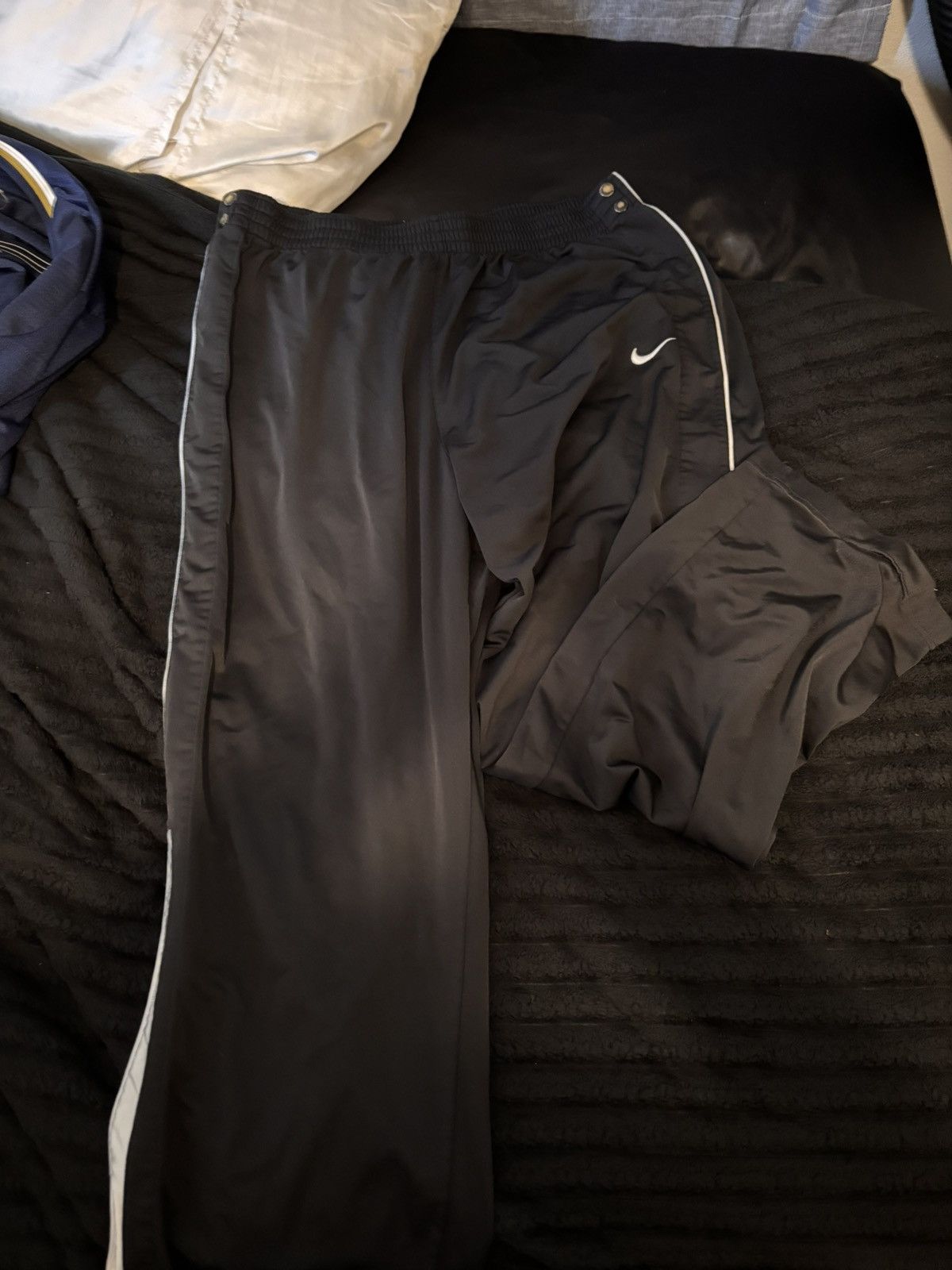 Vintage Baggy Nike Trackpants Size US 36 / EU 52 - 1 Thumbnail