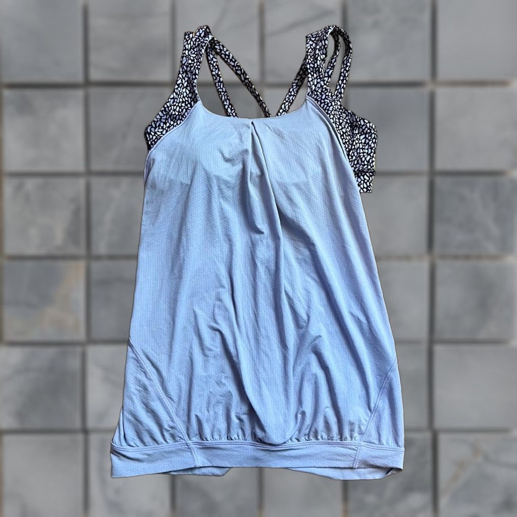 Lululemon Lululemon Tank Racerback Built in Sports Bra Womens 8 Purple Baggy Size ONE SIZE - 1 Thumbnail