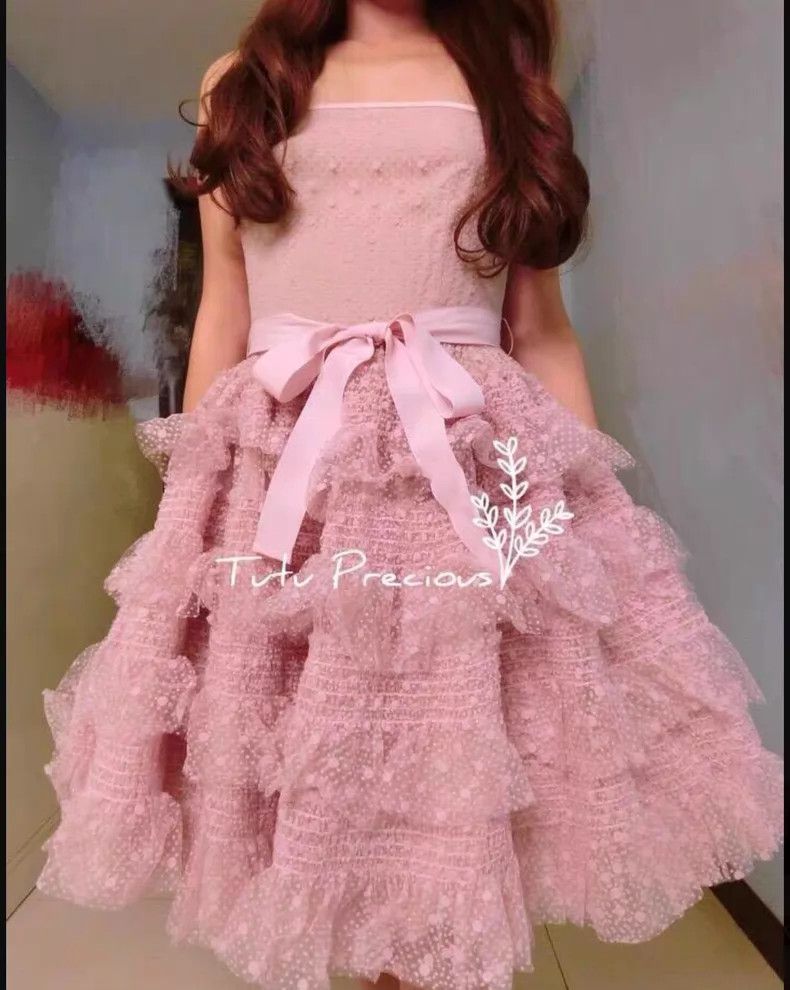 Valentino Valentino Lace flocked pink multi-layered princess dress Size M / US 6-8 / IT 42-44 - 1 Thumbnail