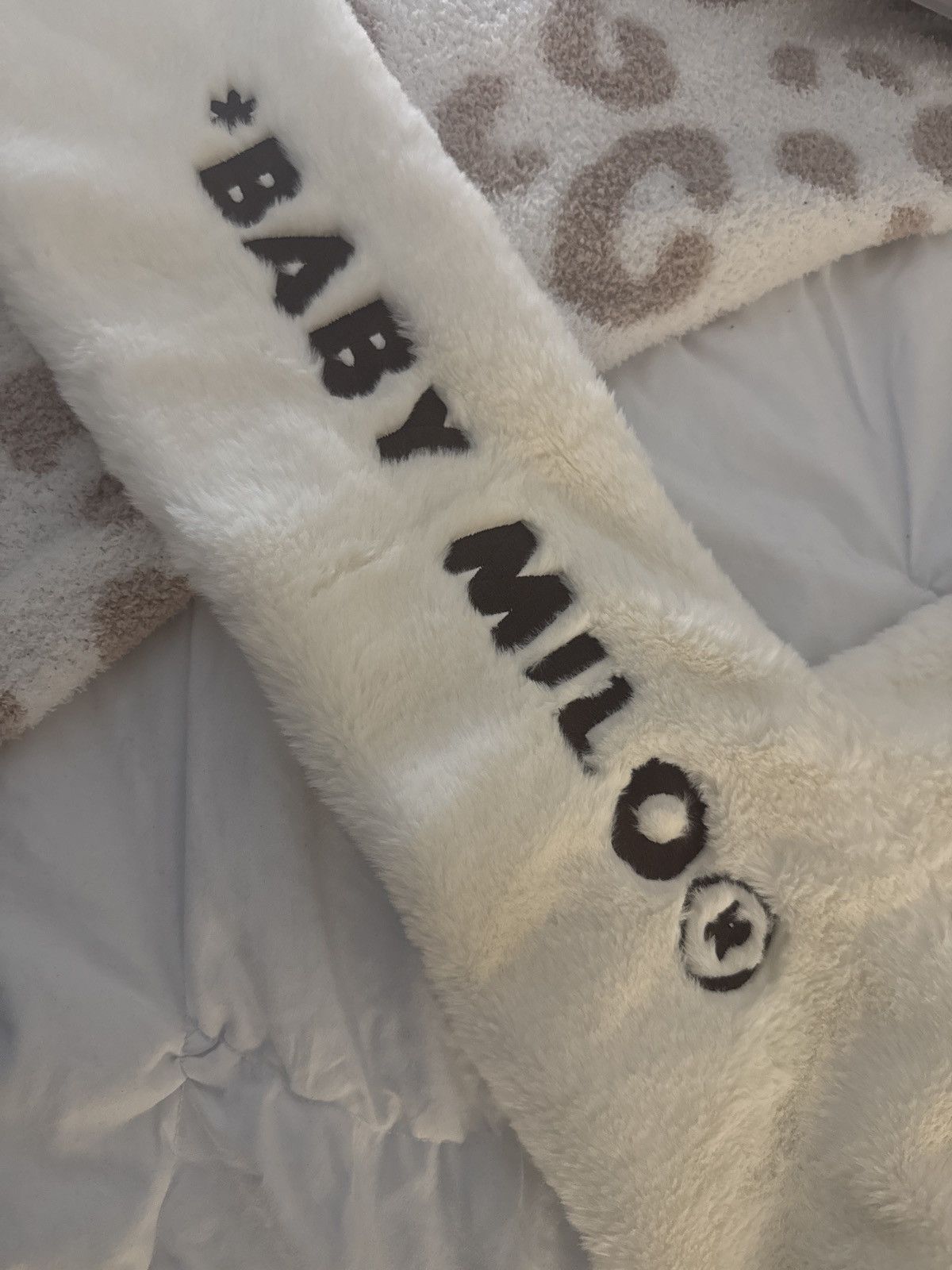 Bape BAPE off-white faux fur Baby Milo Scarf Beanie Size ONE SIZE - 4 Thumbnail