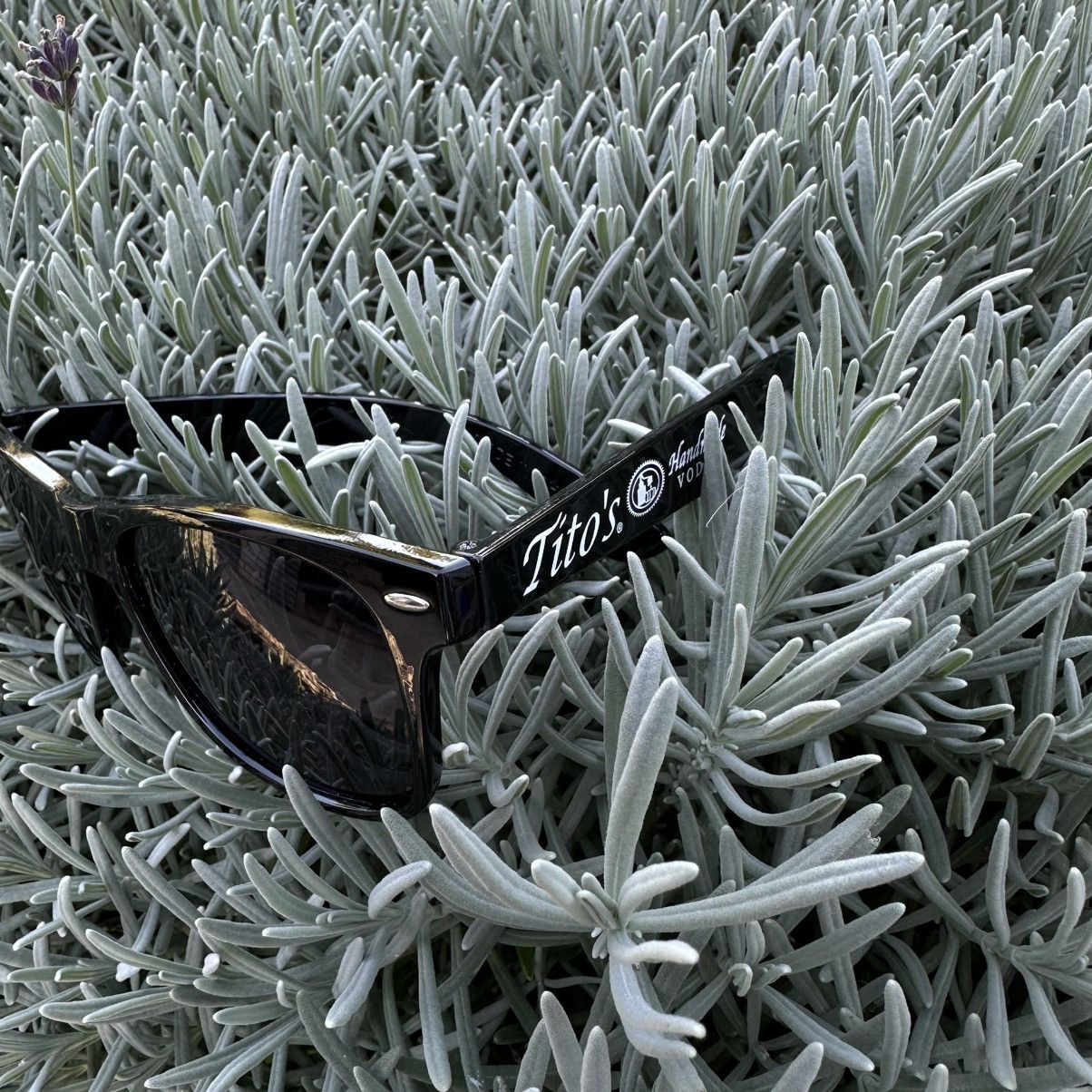 Grailed Vintage Japanese Style Tito’s Vodka Sunglasses Black Trend Size ONE SIZE - 11 Thumbnail