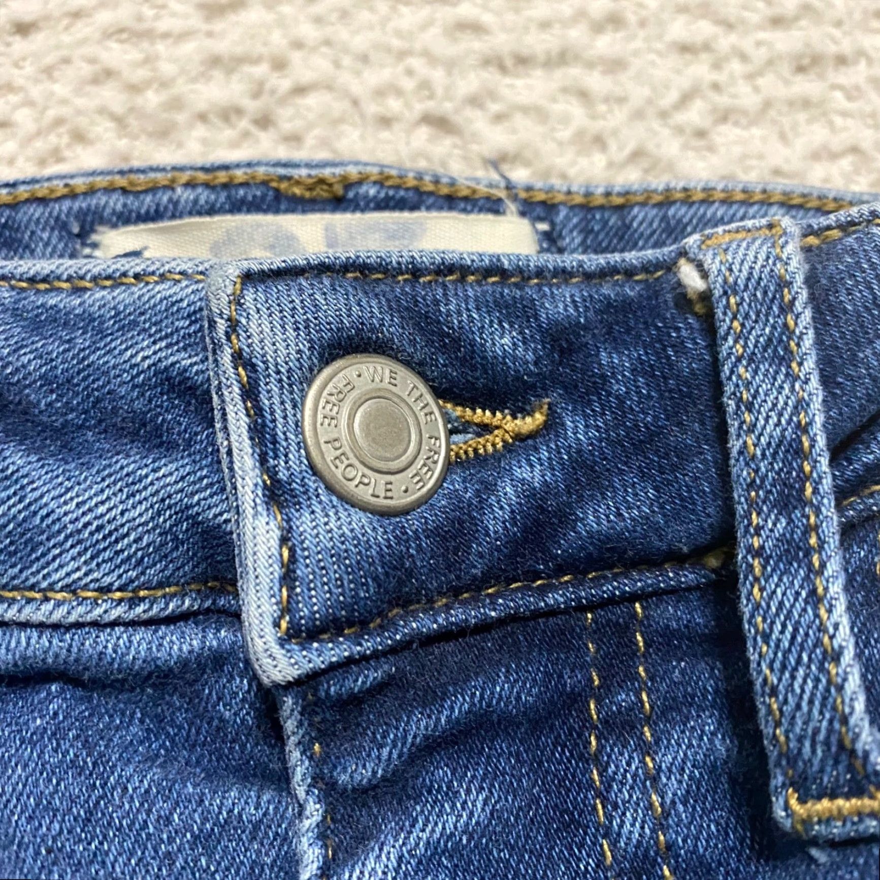 Free People FREE PEOPLE We The Free Jeans Womens 27 Blue Denim Dark Wash Straight High Rise Jeans Size 27" / US 4 / IT 40 - 6 Thumbnail