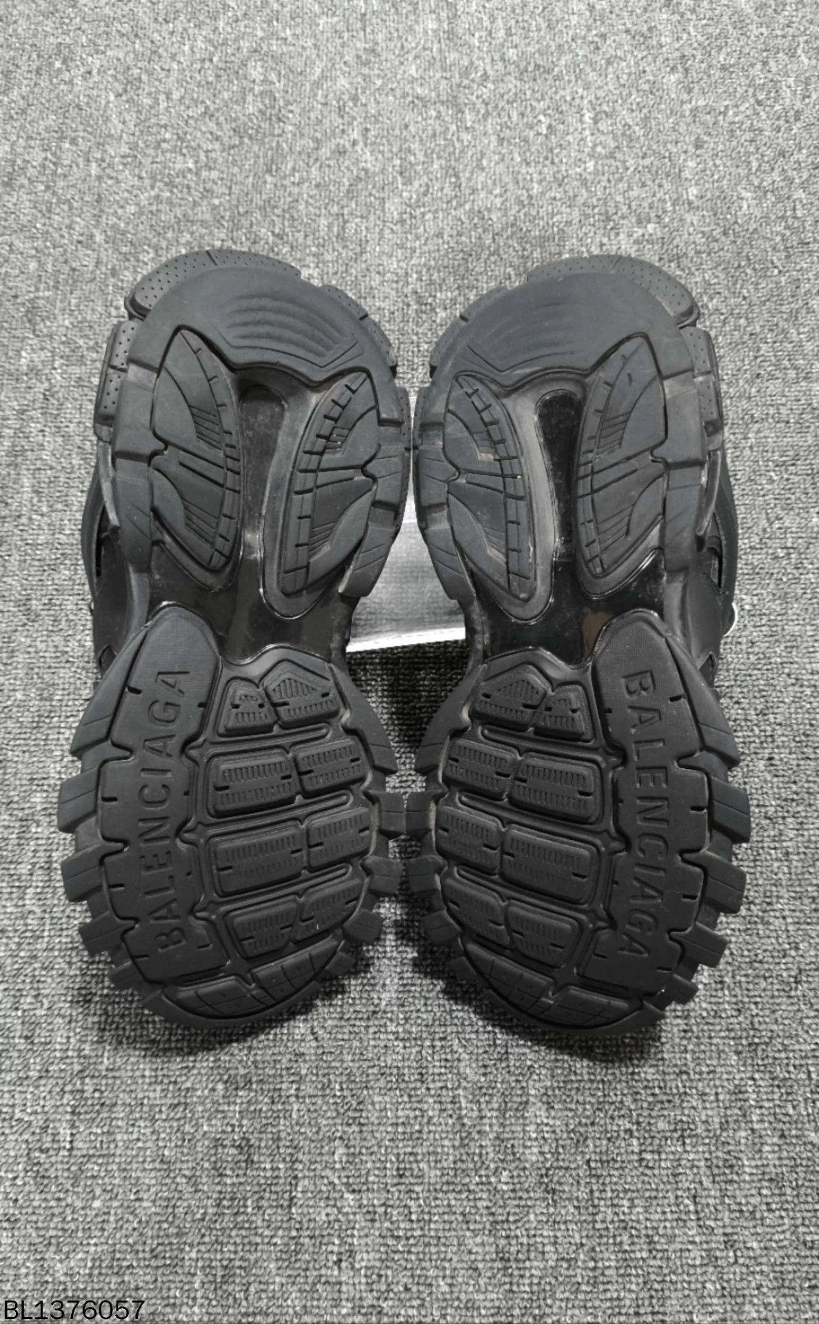 Balenciaga Balenciaga Classic Track Dad Sneakers 98 New 39 Size US 8 / IT 38 - 6 Thumbnail