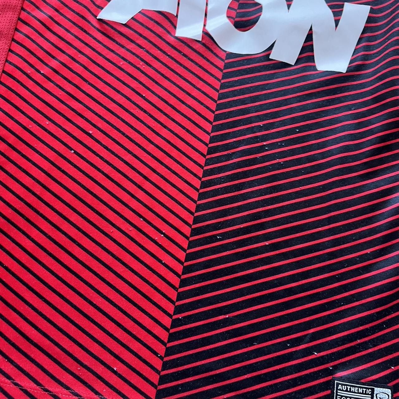 Nike Manchester United red and black home shirt 2013-14 - Nike Size US S / EU 44-46 / 1 - 6 Thumbnail