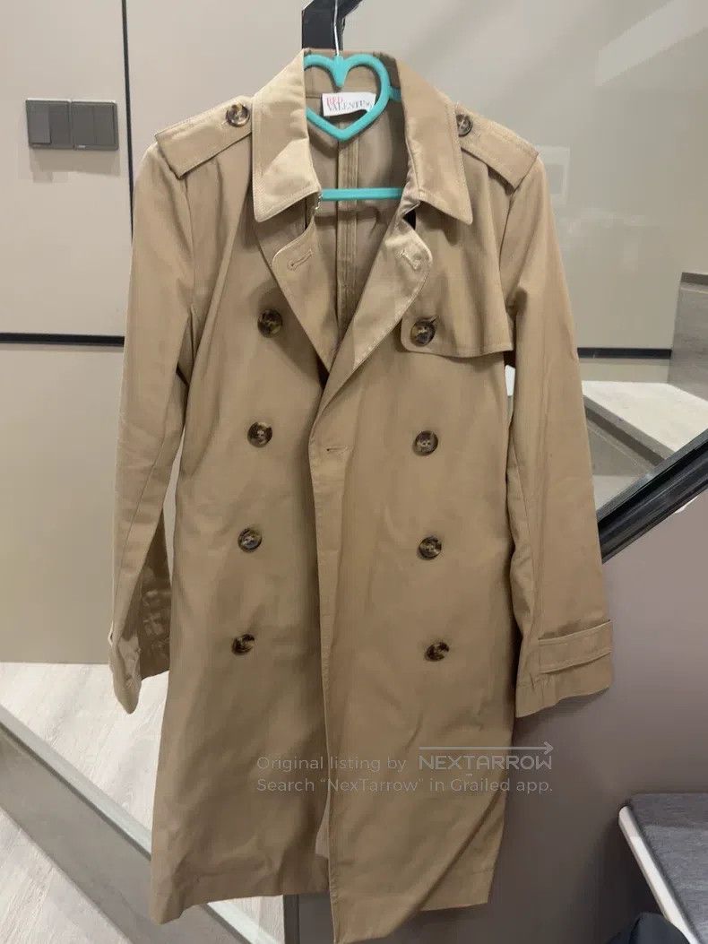 Valentino Valentino windbreaker Size M / US 6-8 / IT 42-44 - 2 Thumbnail