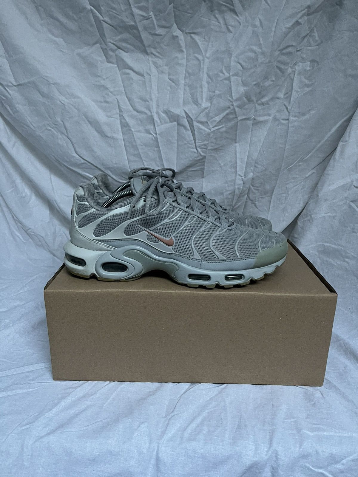 Nike Nike Air Max Plus 1 « Universe »🦏 Size US 10.5 / EU 43-44 - 3 Thumbnail