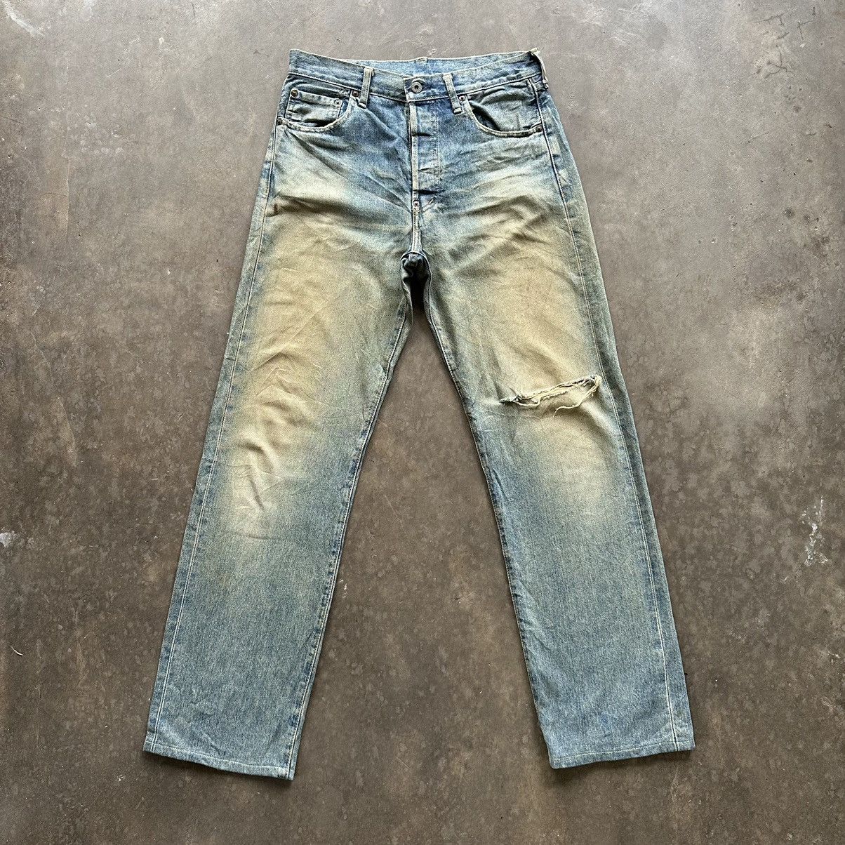 Vintage Levi’s 702 Raw Fade Denim Jean Made In Japan Size 32