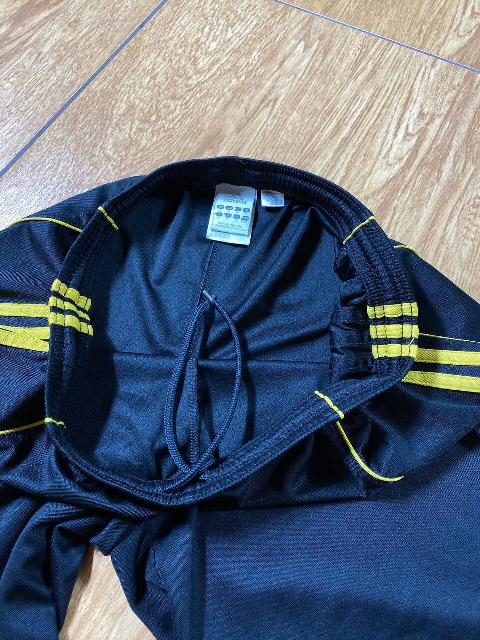Adidas × Vintage Vintage Y2K Adidas Striped Running Soccer Shorts Size US 32 / EU 48 - 7 Thumbnail
