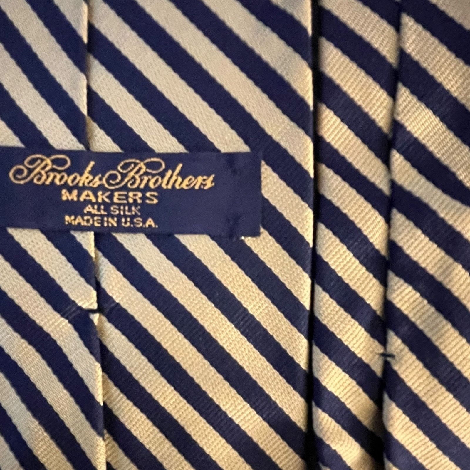 Brooks Brothers Brooks Brothers Makers Silk Repp Tie Navy Gold Striped USA Size ONE SIZE - 3 Thumbnail