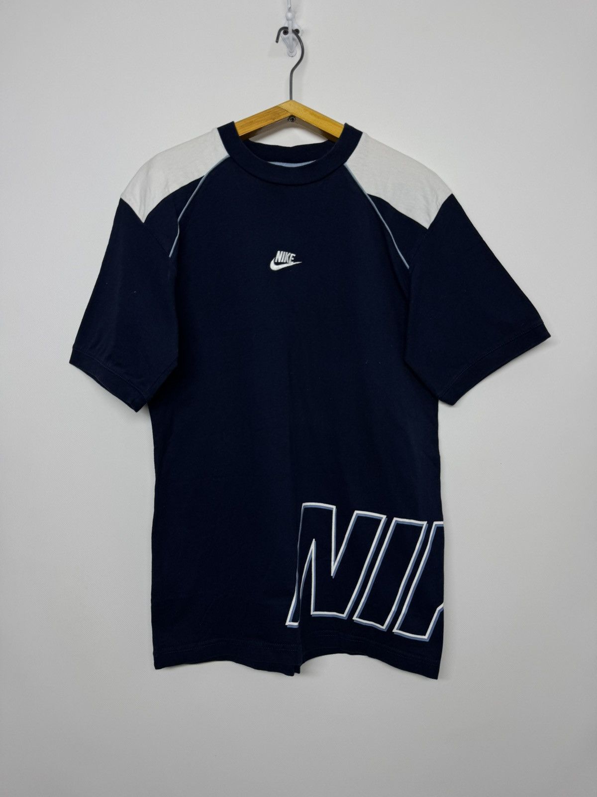 Nike Vintage Nike Center Swoosh T-Shirt 90’s Size US S / EU 44-46 / 1 - 2 Thumbnail