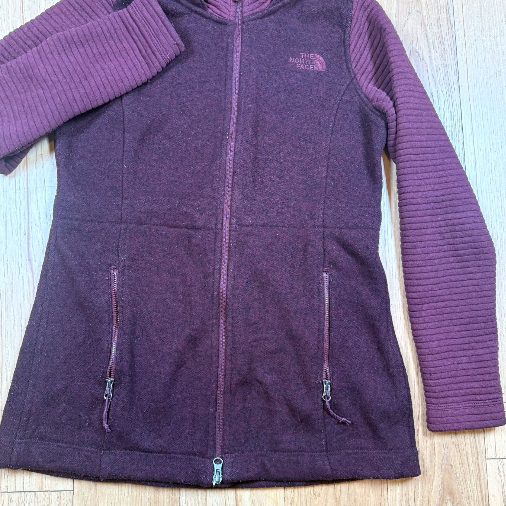 The North Face The North Face Indi Hooded Fleece Parka Jacket Women’s S Full Zip Maroon Red Hooded Women's S Jacket Size S / US 4 / IT 40 - 3 Thumbnail