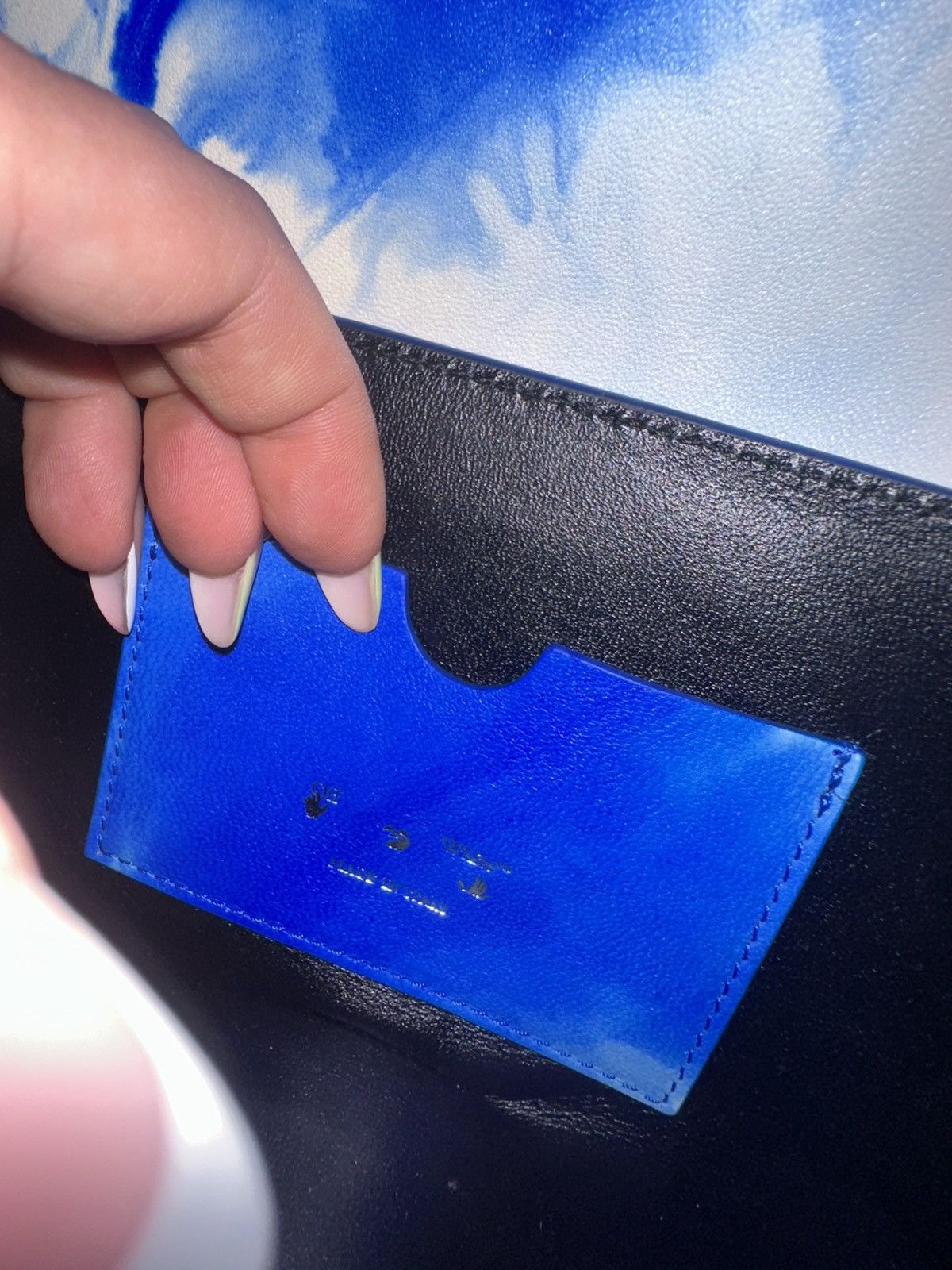Off-White Off-White Blue Tie-Dye Cut-Out Shoulder Bag Size ONE SIZE - 6 Thumbnail