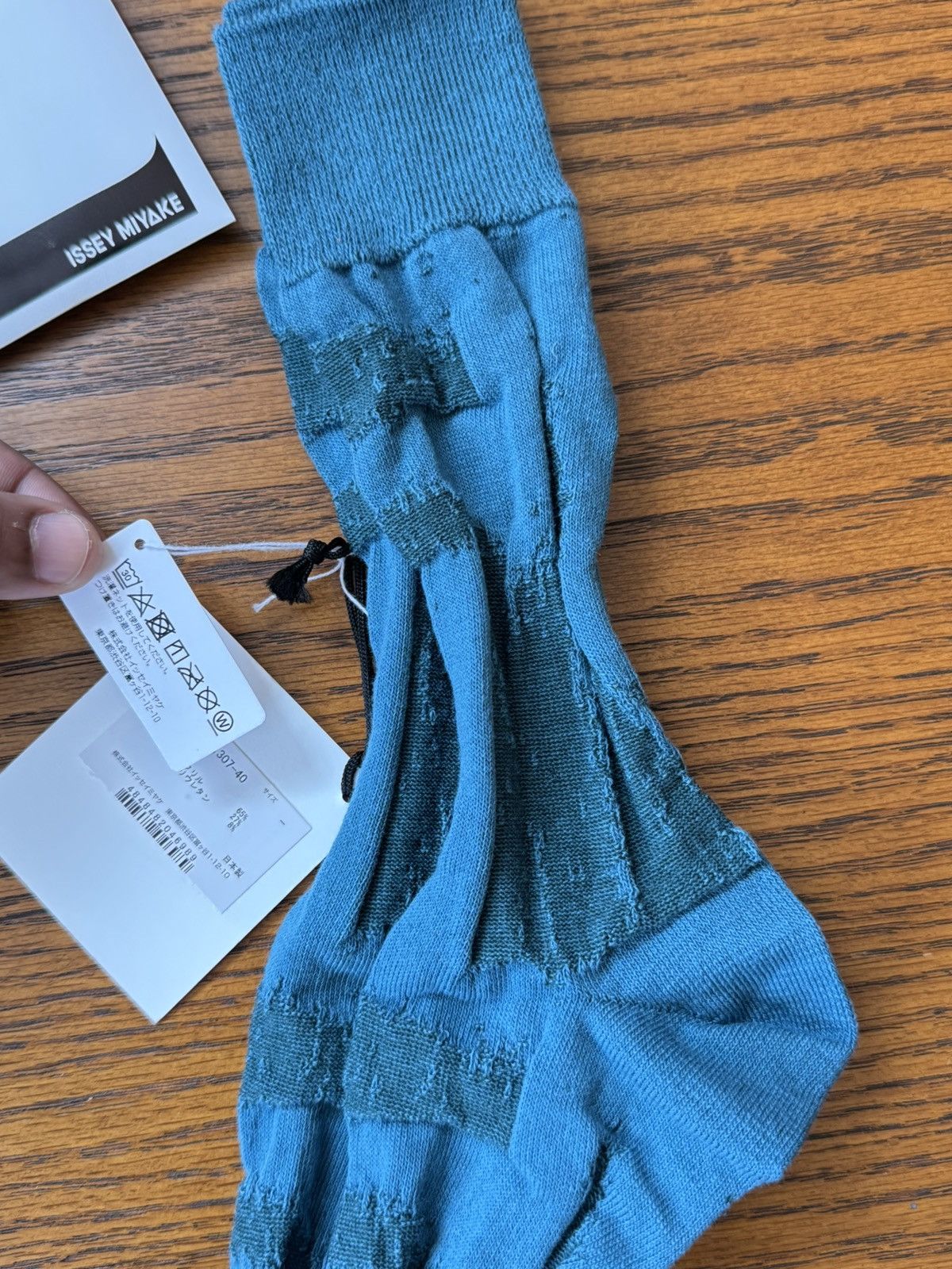 Homme Plisse Issey Miyake × Issey Miyake Issey Miyake IM Men HOGUSHI Socks Blue Size ONE SIZE - 3 Thumbnail