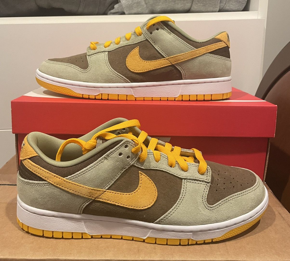 image of Nike Size 9.5M Dusty Olive Dunk Shoes in Green, Men's