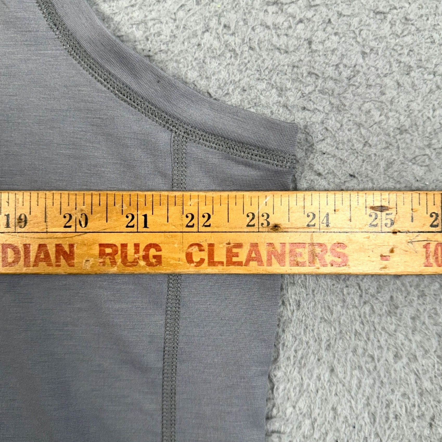Vintage Fourlaps x Peloton Tank Tops Mens XL Gray Crew Neck Sleeveless 47 in Chest Athletic Moisture Wicking Quick Dry Wool Polyester Spandex 4-6-7-5 Size US XL / EU 56 / 4 - 5 Thumbnail