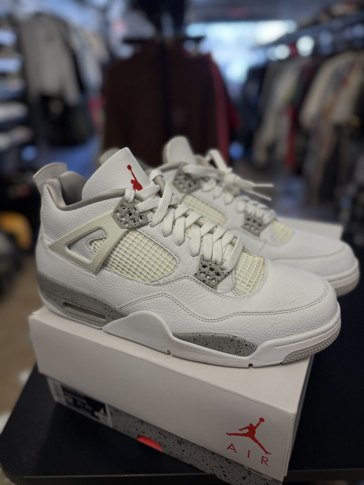 Jordan Brand × Nike Jordan 4 White Oreo 2021 (CT8527-100) Size 12 W Box Size US 12 / EU 45 - 17 Thumbnail