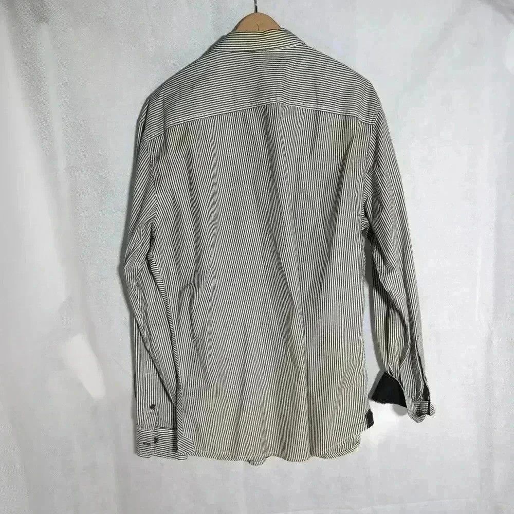 Marc Ecko Marc Ecko Cut and Sew Men's dress shirt sz XL Size US XL / EU 56 / 4 - 4 Thumbnail
