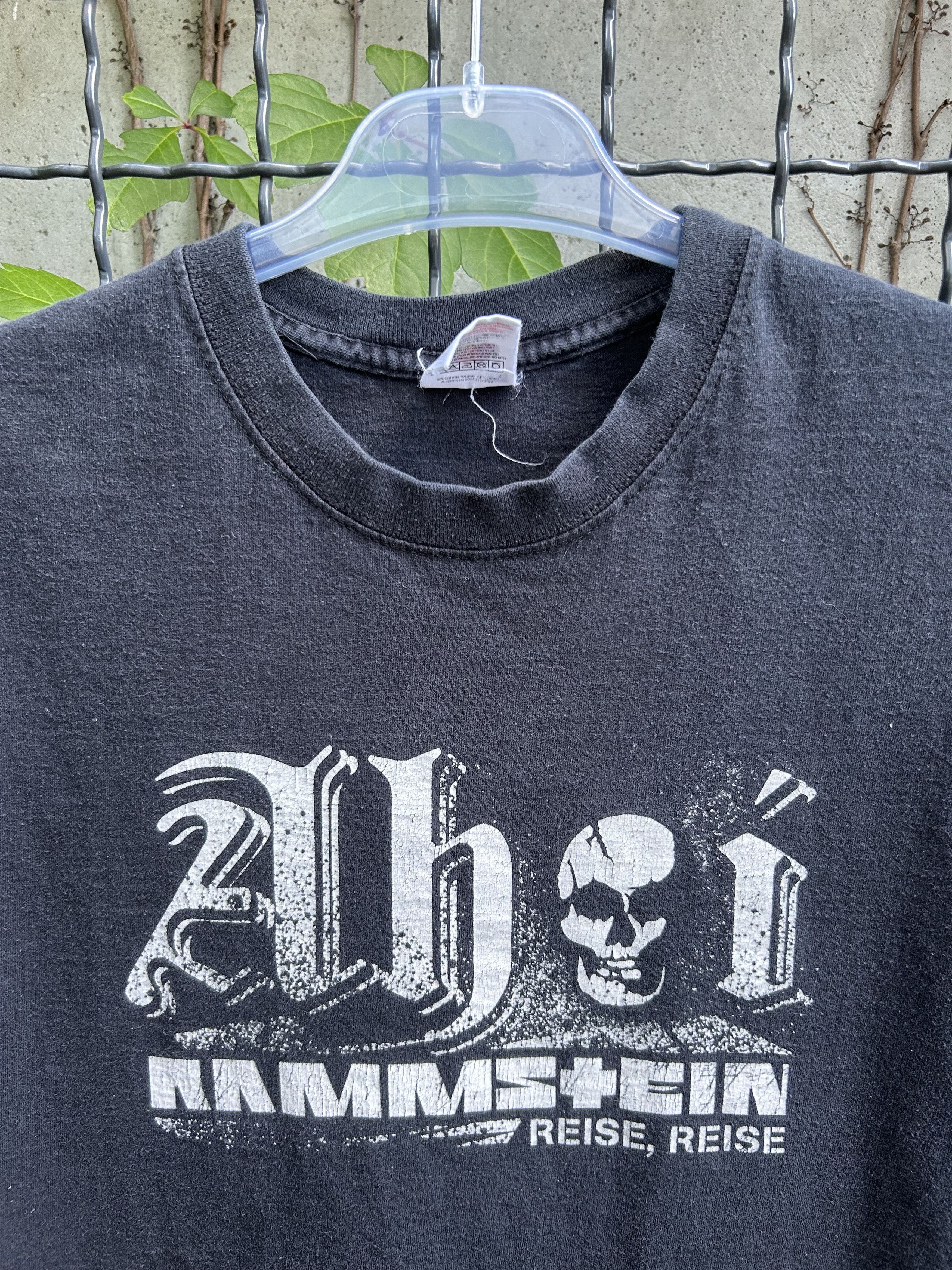 Band Tees Vintage 2000s Rammstein Reise, Reise Rock Band T-shirt Size US M / EU 48-50 / 2 - 3 Thumbnail