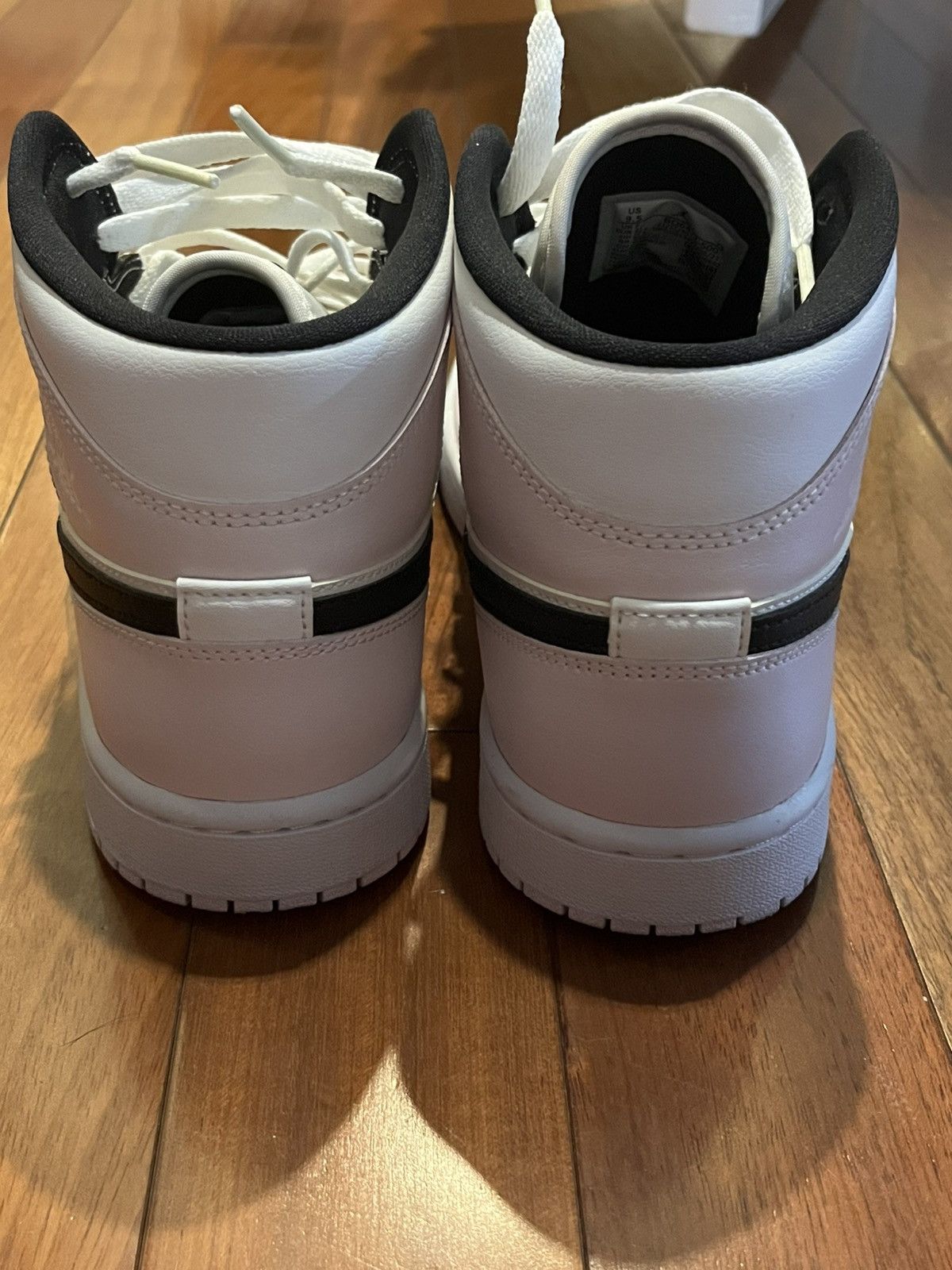 Jordan Brand × Nike Nike Jordan 1s Size US 9.5 / IT 39.5 - 5 Thumbnail