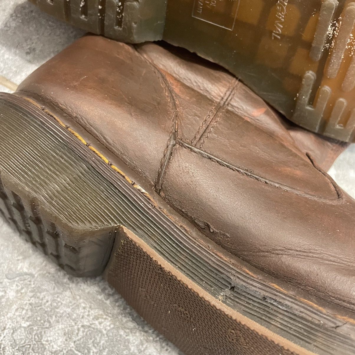 Dr. Martens Dr martens brown boots leather lace up high shoes sneakers Size US 10 / EU 43 - 7 Thumbnail