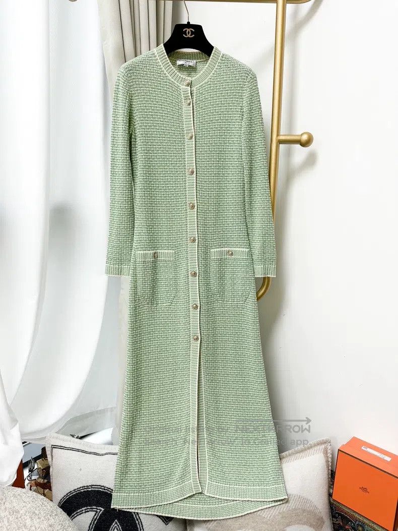 Chanel Chanel Green and white long-sleeved long knitted cardigan Size XXS / US 00 / IT 34 - 4 Thumbnail