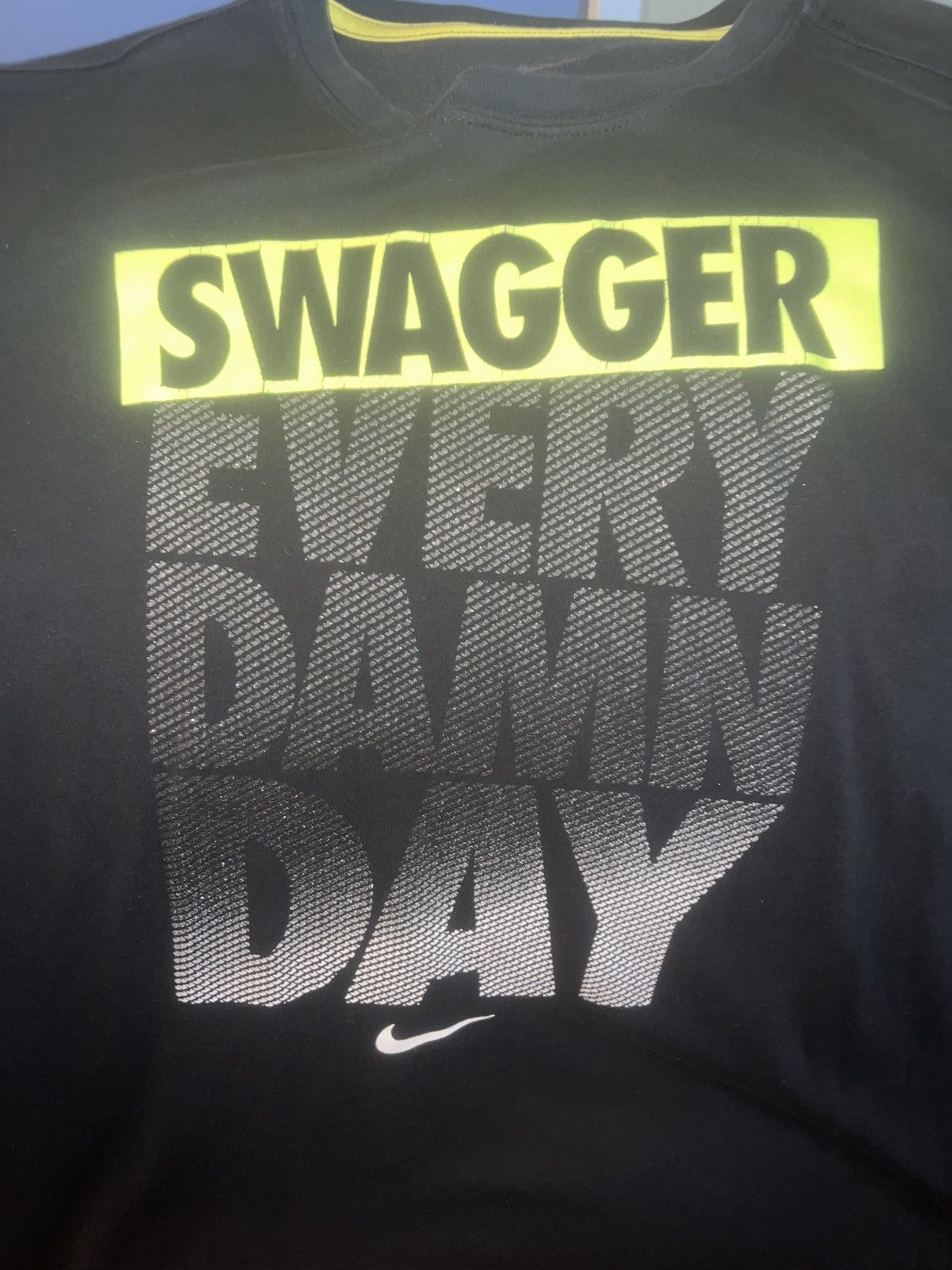 Nike Nike Dri-Fit Swagger Every Damn Day Tee Size US XL / EU 56 / 4 - 2 Thumbnail