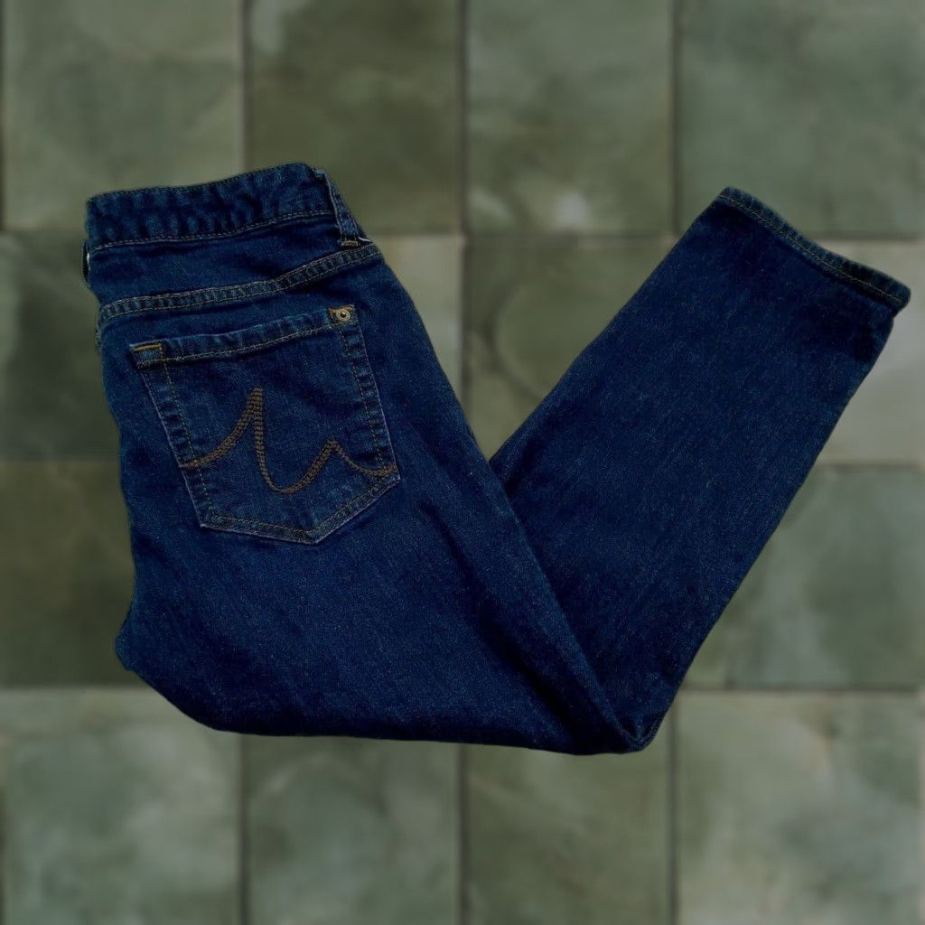 Madison Madison Cropped Leg Dark Wash Jeans Womens 6 Regular Blue Size 28" / US 6 / IT 42 - 1 Thumbnail