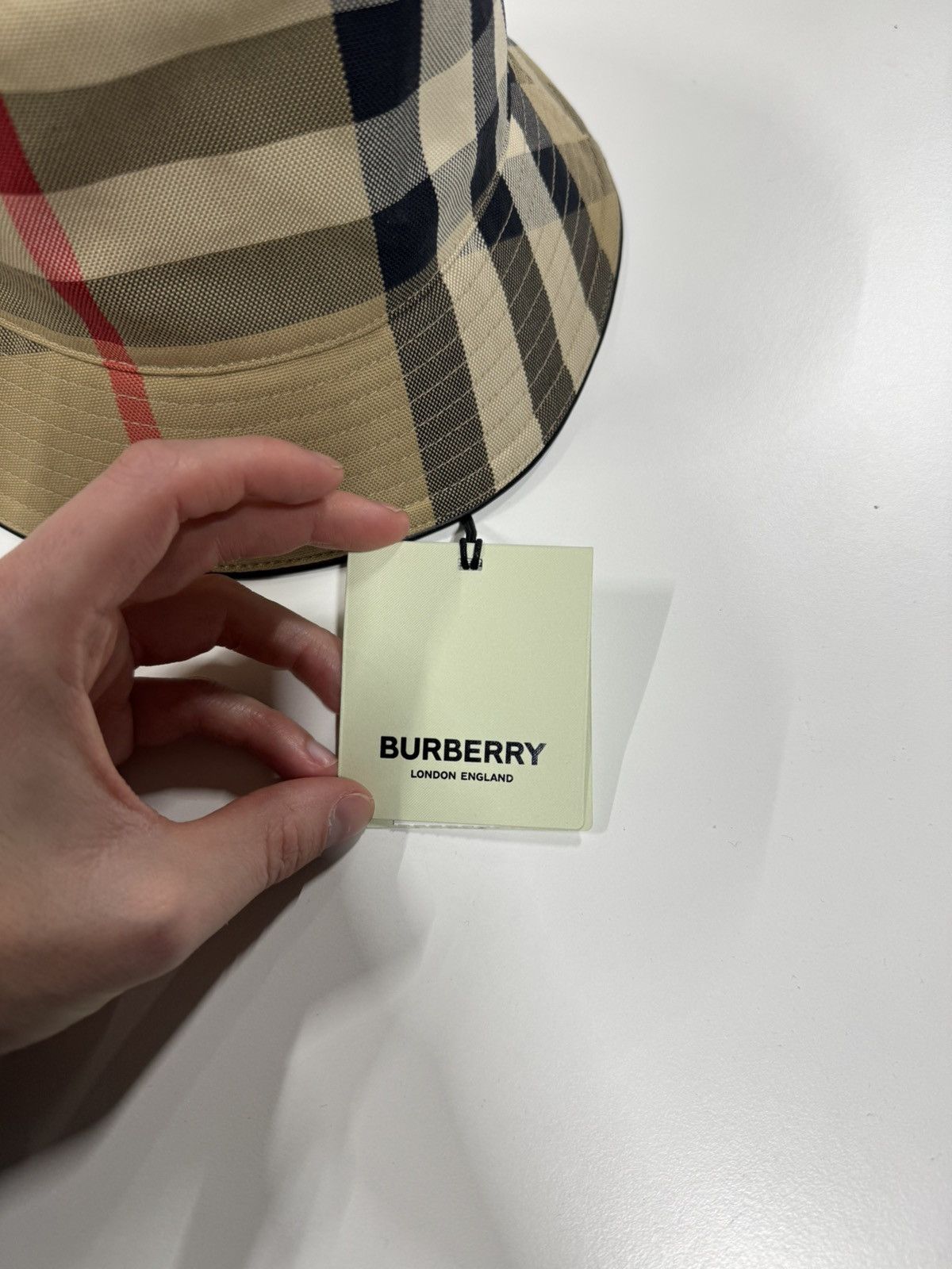 Burberry Burberry Classic Check Bucket Hat 600$ Size ONE SIZE - 2 Thumbnail