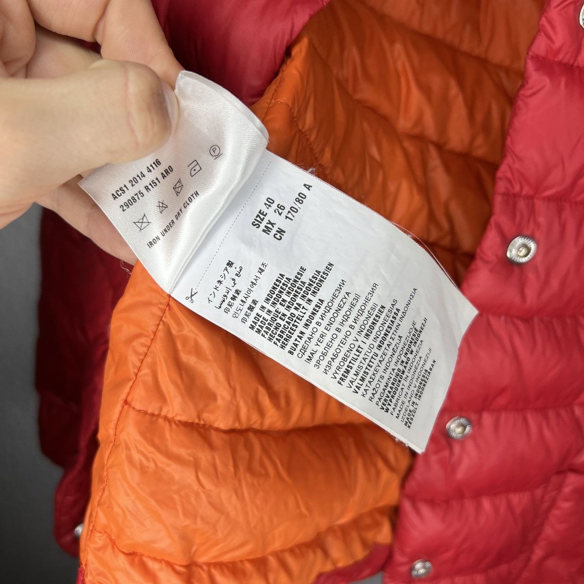 Prada Prada Milano Puffer Down Jacket Nylon Red Traingle Logo Y2K Size S / US 4 / IT 40 - 9 Thumbnail