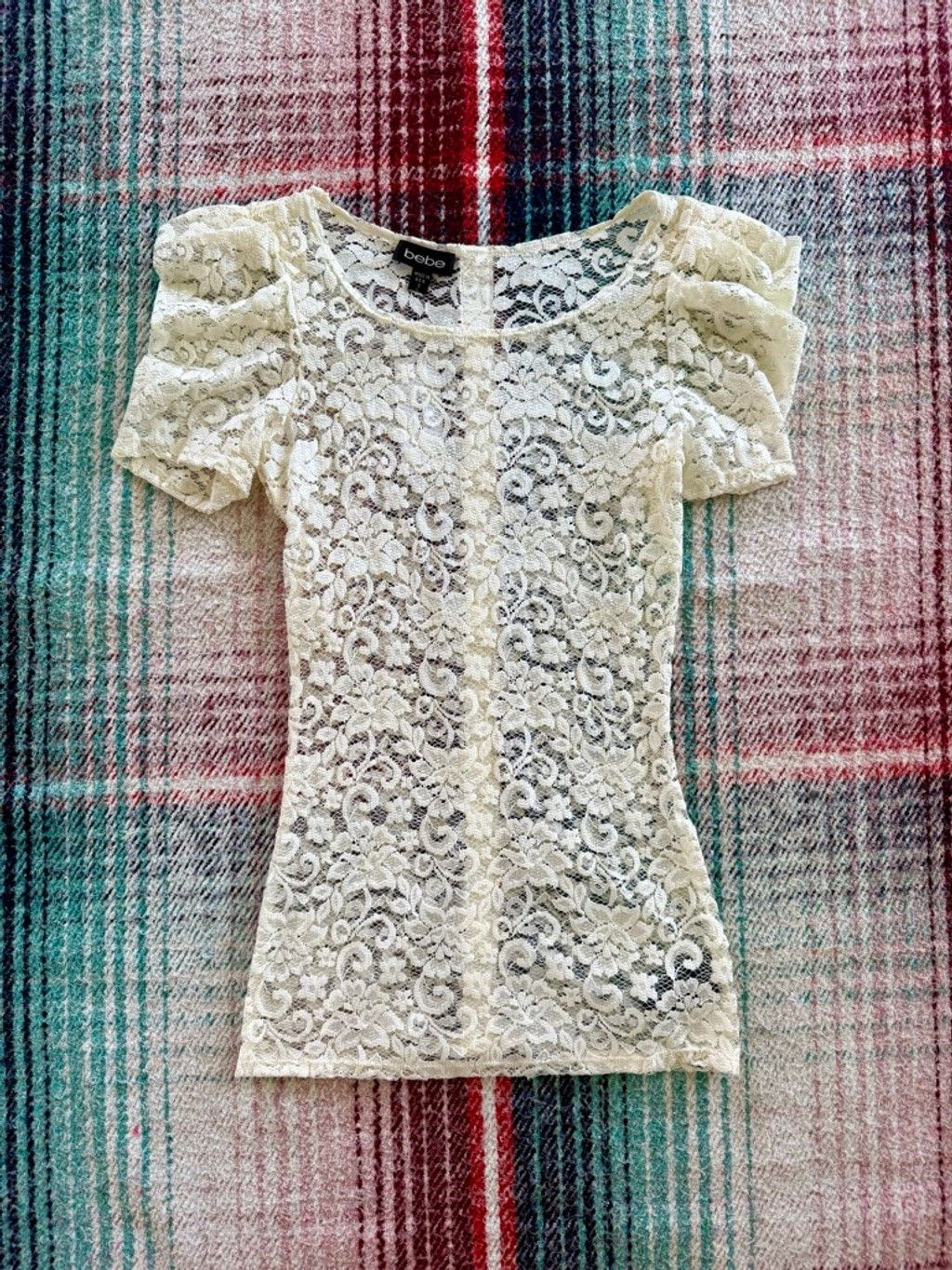 Bebe 90s Deadstock Bebe Short Sleeve Floral Lace Top S Size S / US 4 / IT 40 - 1 Thumbnail