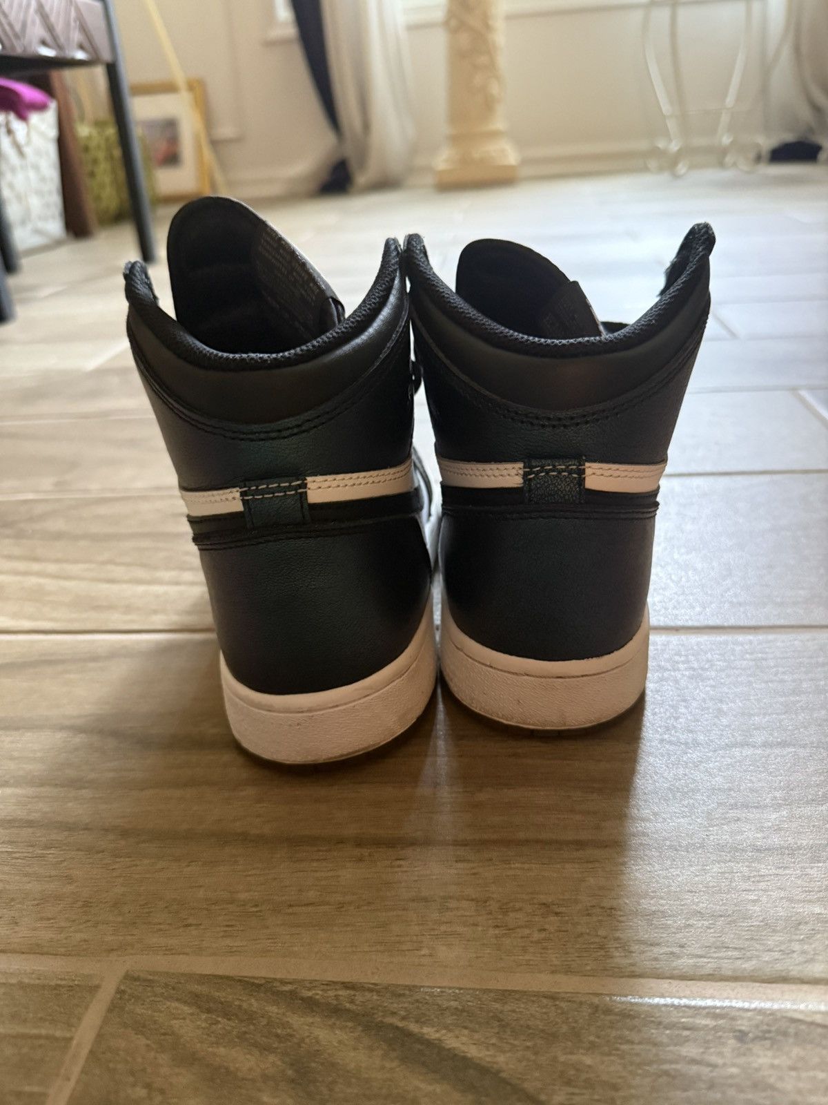 Jordan Brand AIR JORDAN 1 "CHAMELEON" Size US 6.5 / EU 39-40 - 3 Thumbnail