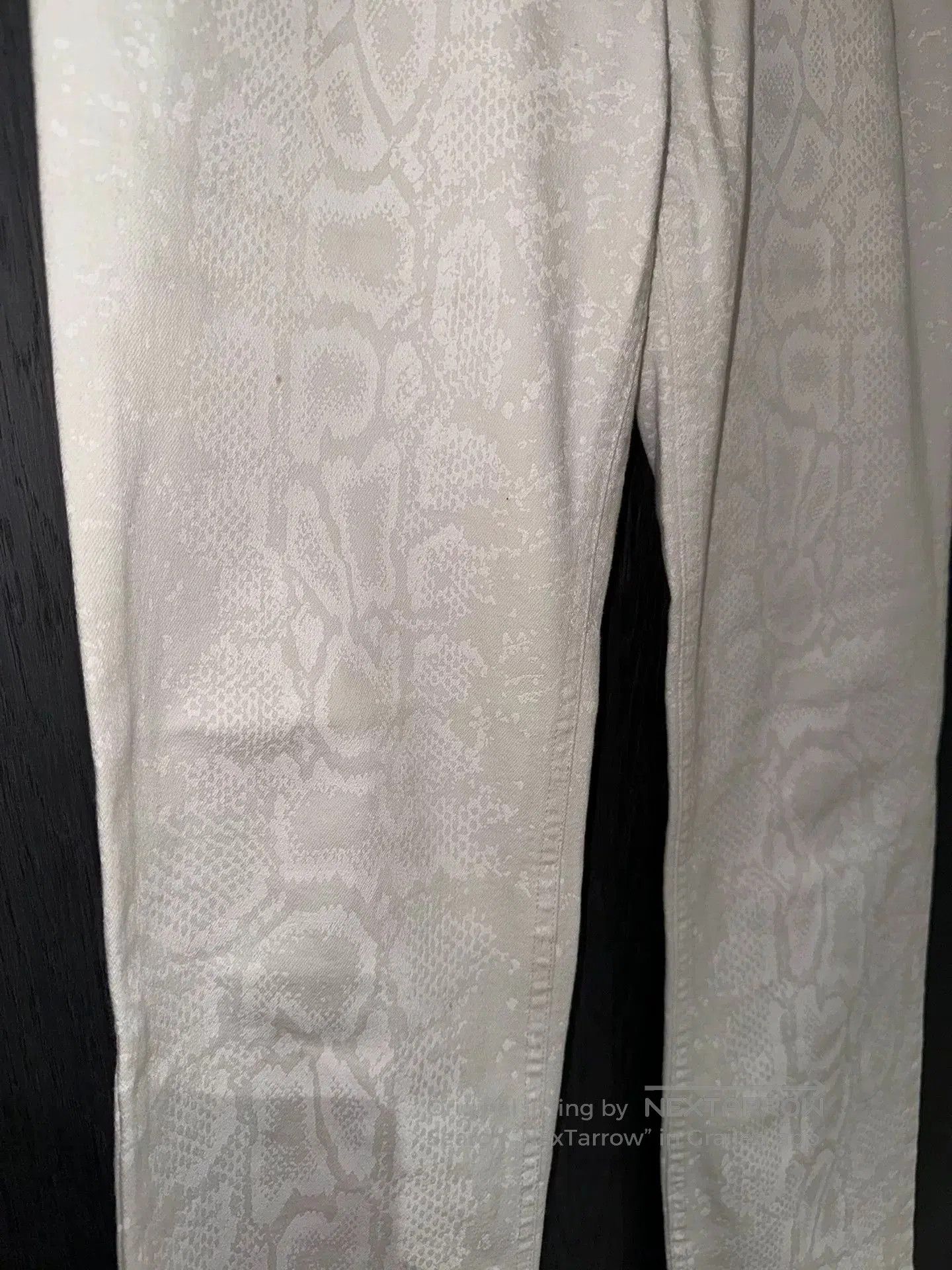 Roberto Cavalli Roberto Cavalli Snake Skin Jeans. Size 26" / US 2 / IT 38 - 3 Thumbnail