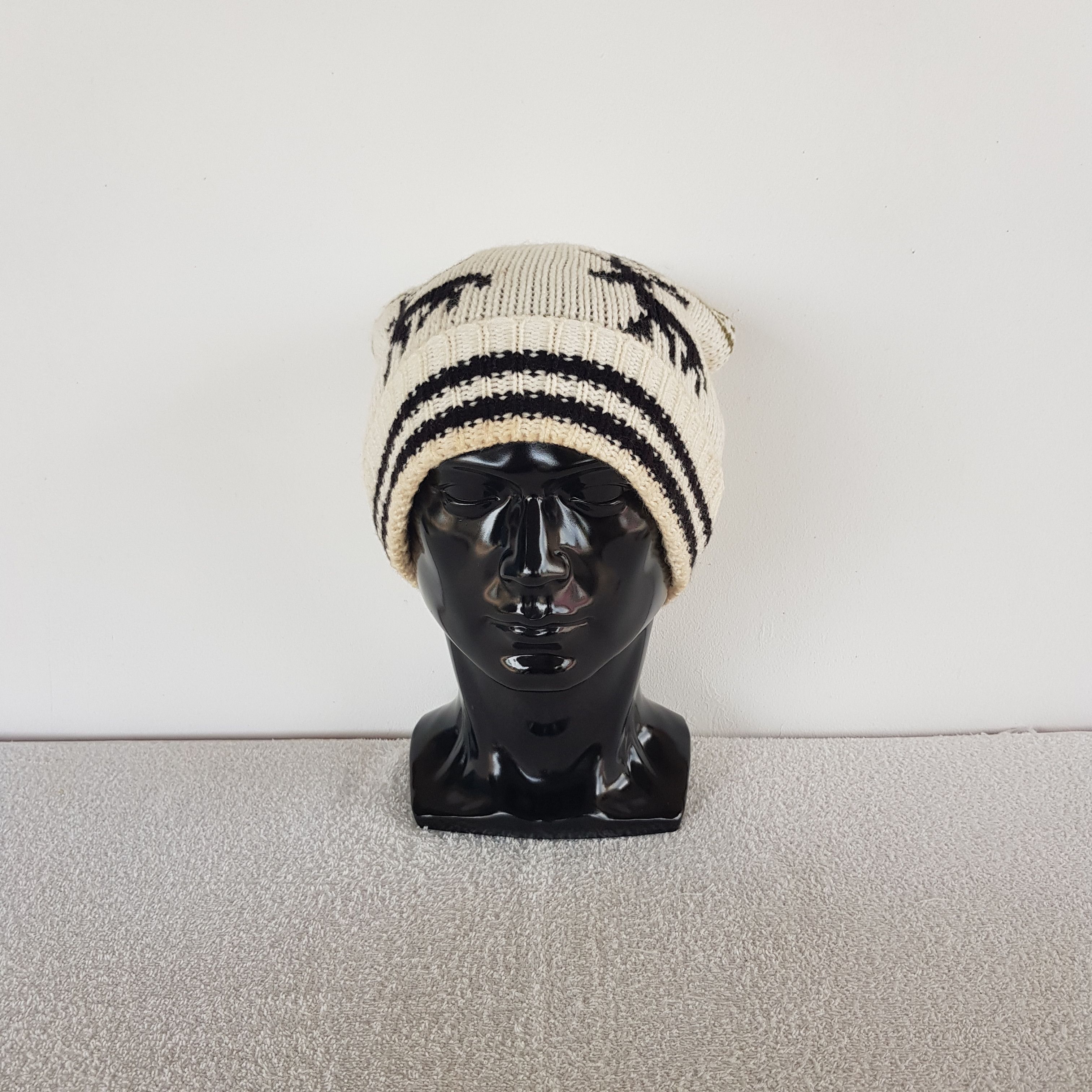 Other Vintage Unknown Japanese Brand Beanie Pom Pom Snow Caps Hat Size ONE SIZE - 2 Thumbnail