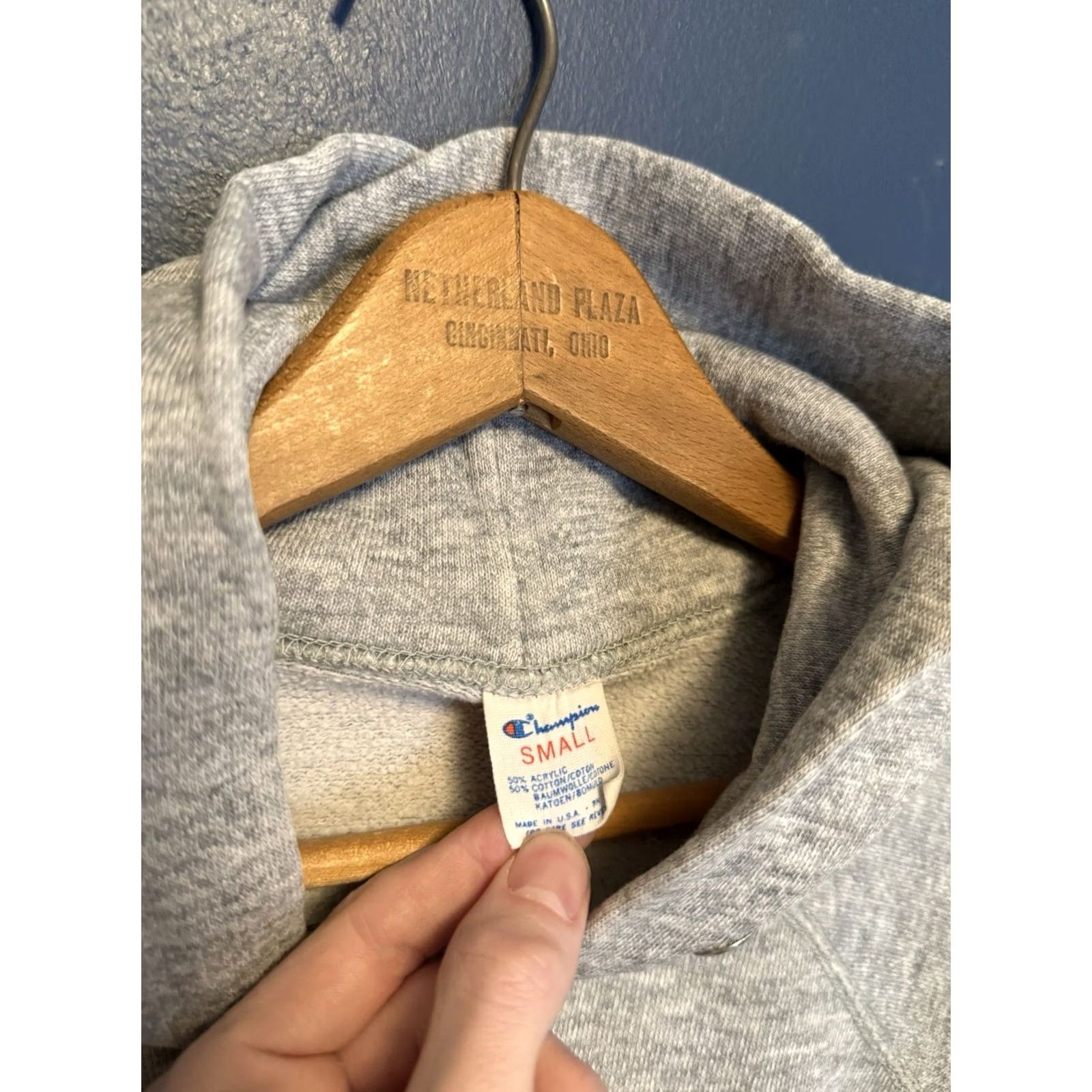 Champion VINTAGE Champion Hoodie University Gray Small Mens S 80s Arizona State University Pullover Size US S / EU 44-46 / 1 - 2 Thumbnail