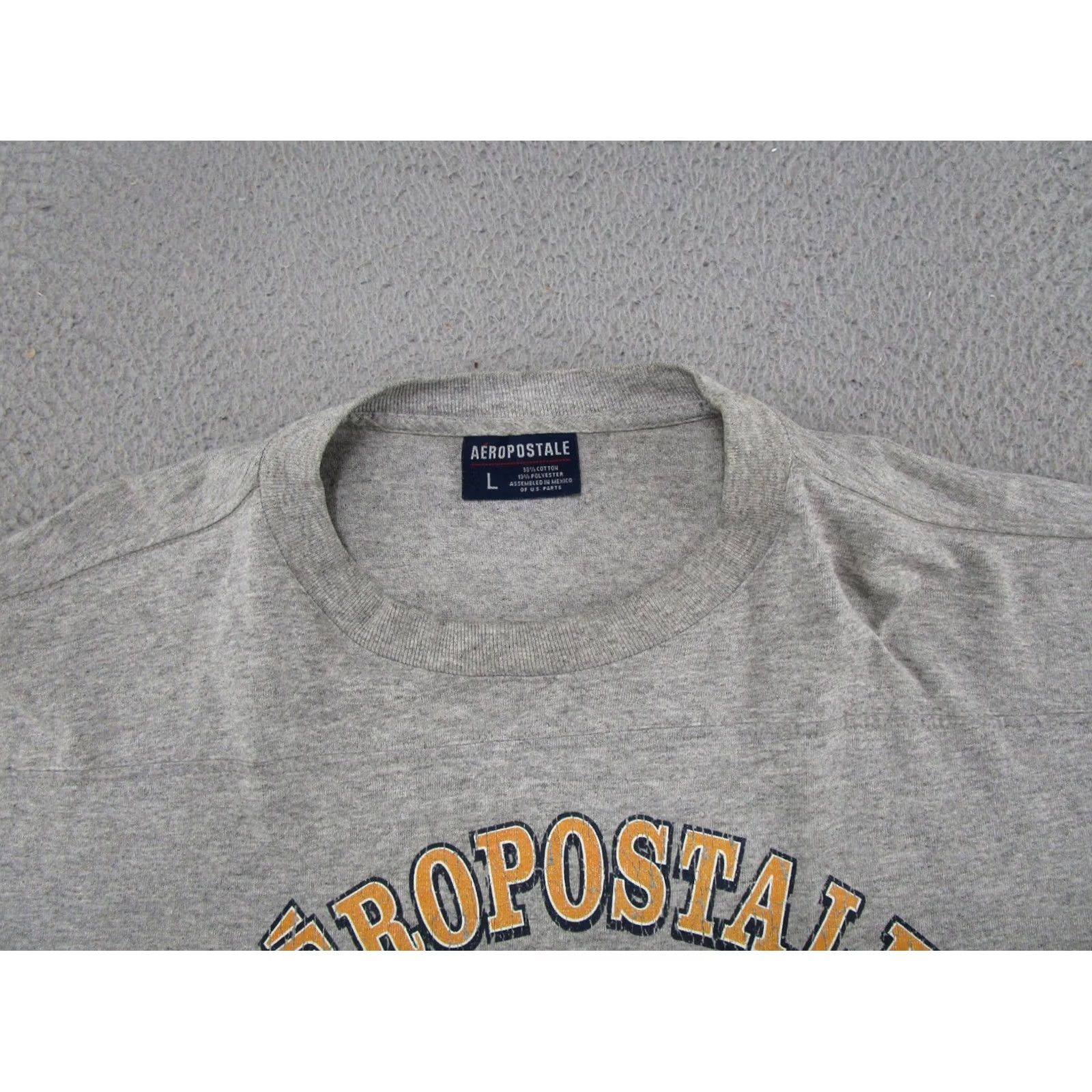 Vintage VINTAGE Aeropostale Tigers Spell Out Long Sleeve Shirt Mens L Gray 90s Shirts Mens Size US L / EU 52-54 / 3 - 4 Thumbnail